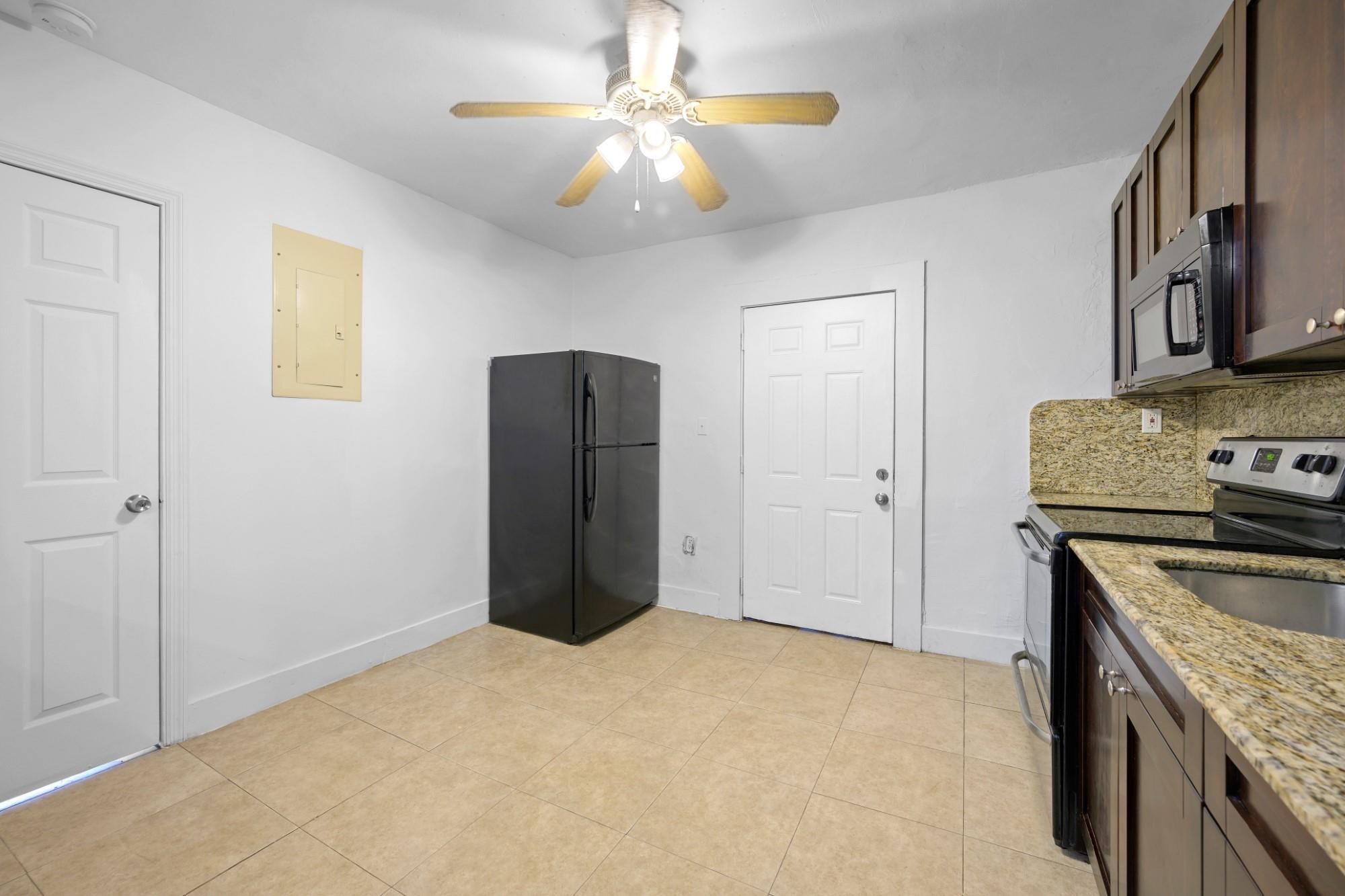 FULFORD BY THE SEA SEC H - Residential Lease