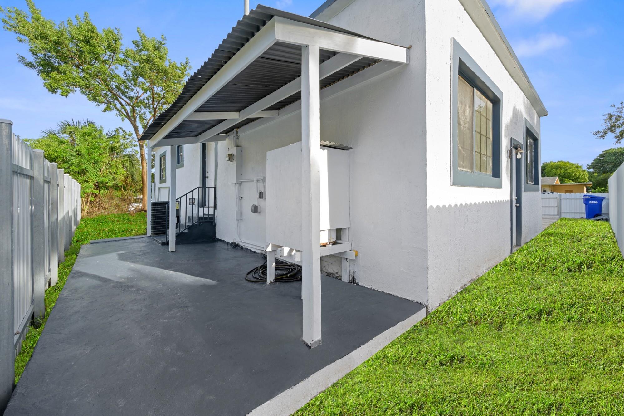 FULFORD BY THE SEA SEC H - Residential Lease