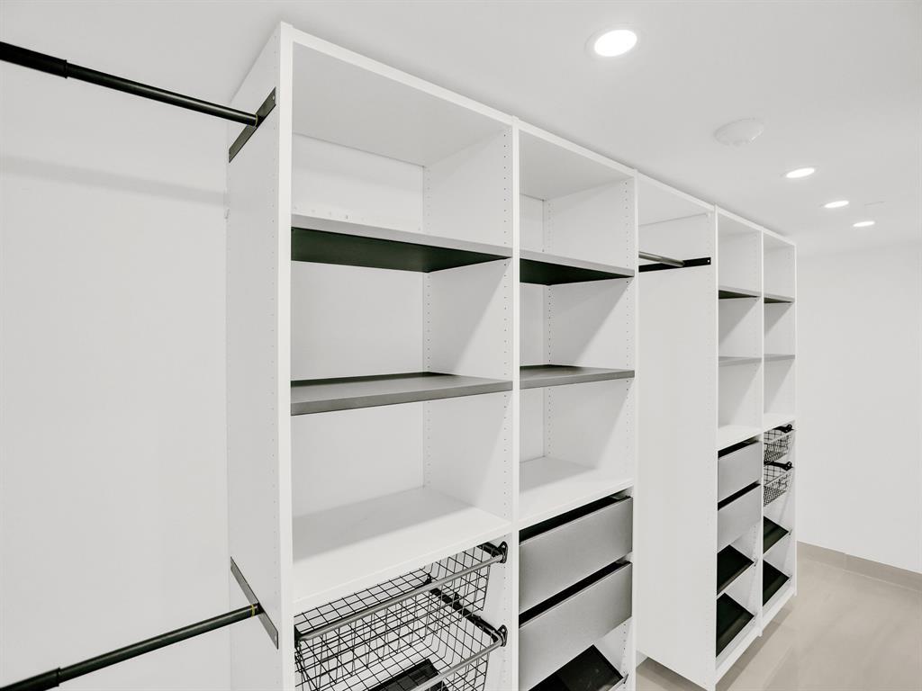 AVON ISLES - Residential Lease