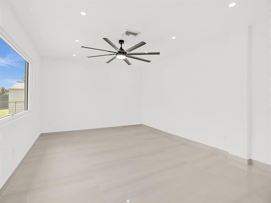 AVON ISLES - Residential Lease