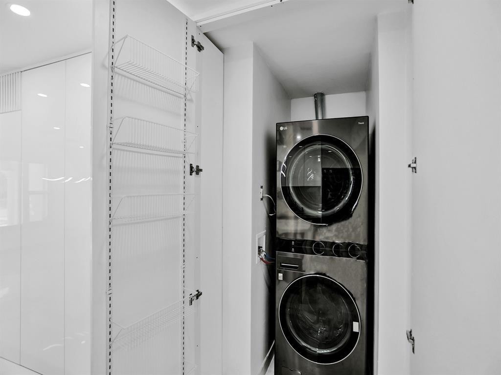 AVON ISLES - Residential Lease