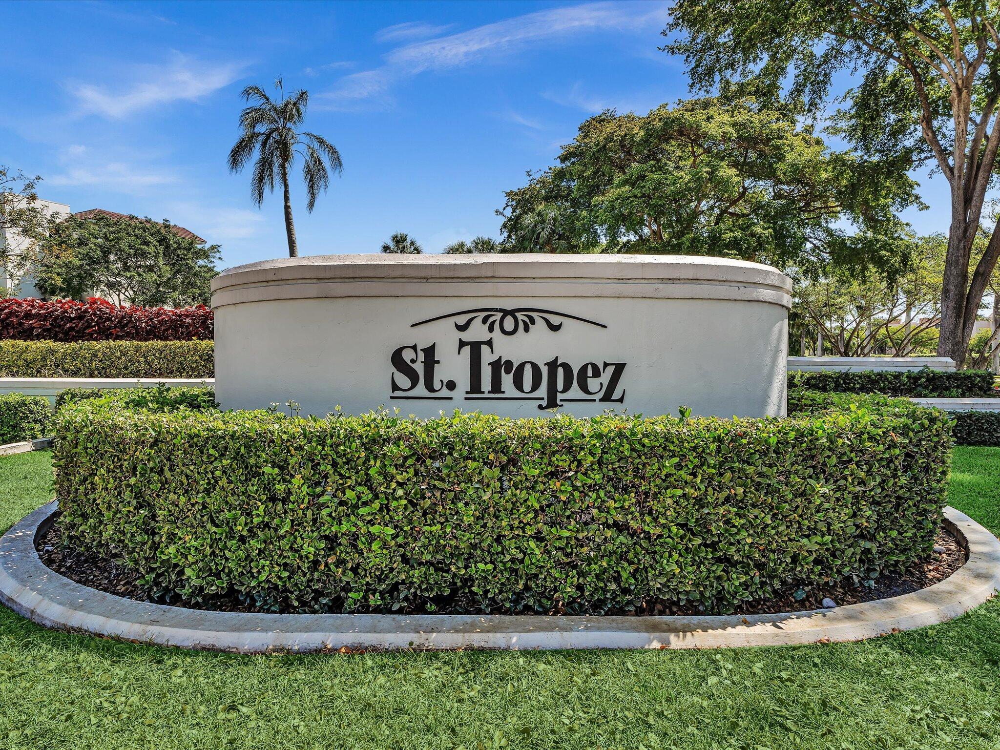 2105 Lavers Circle 406
