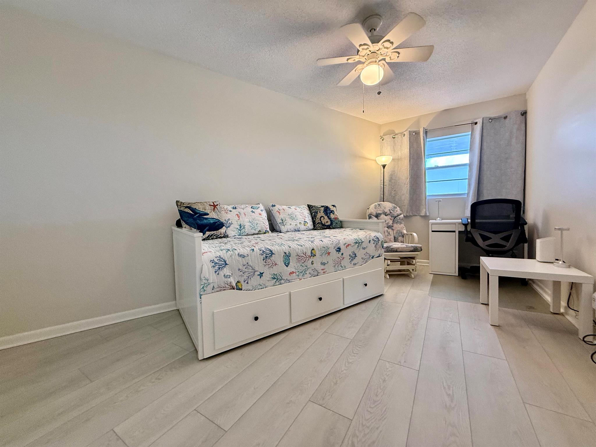 GREENBRIER CONDO - Residential Lease