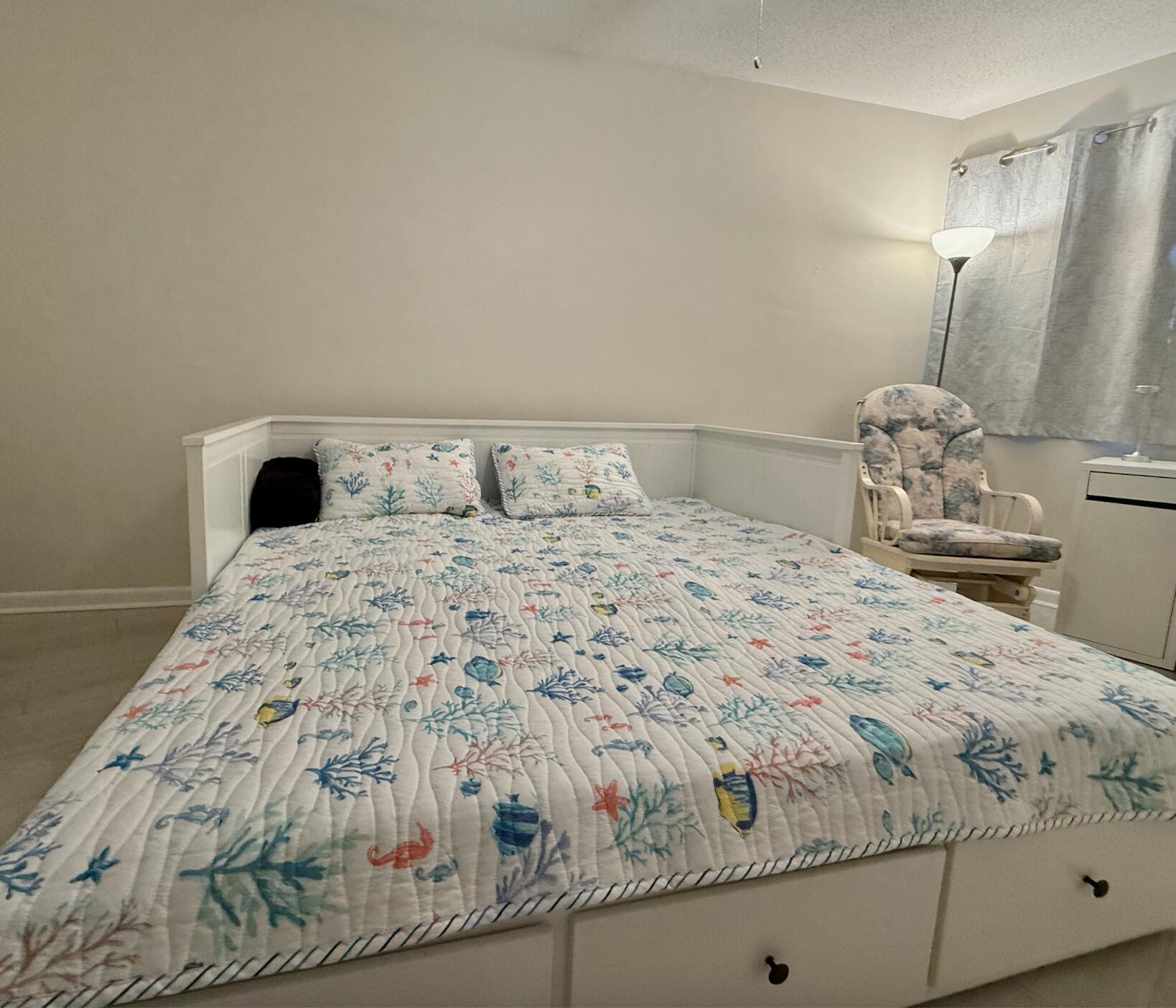 GREENBRIER CONDO - Residential Lease