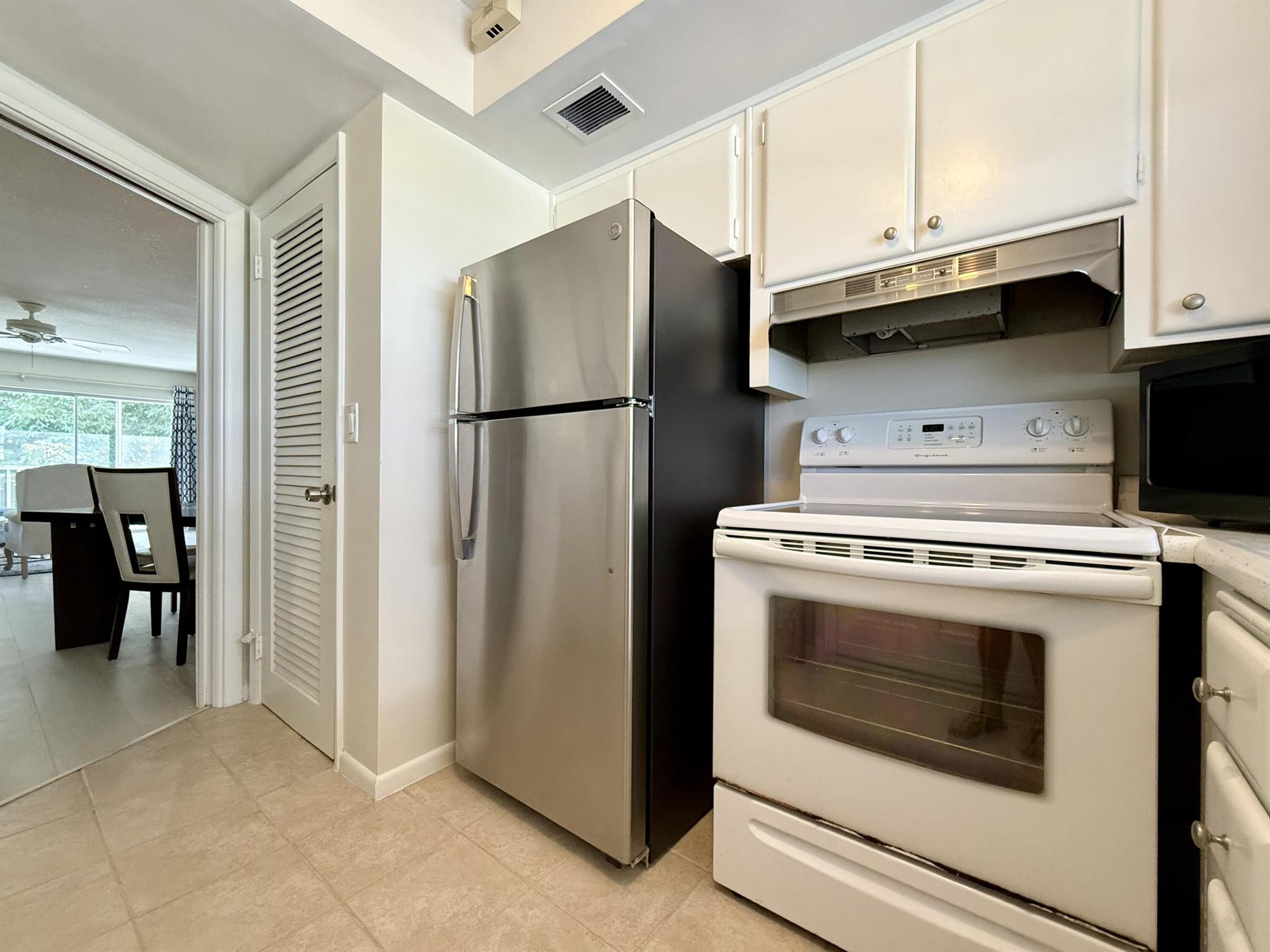 GREENBRIER CONDO - Residential Lease