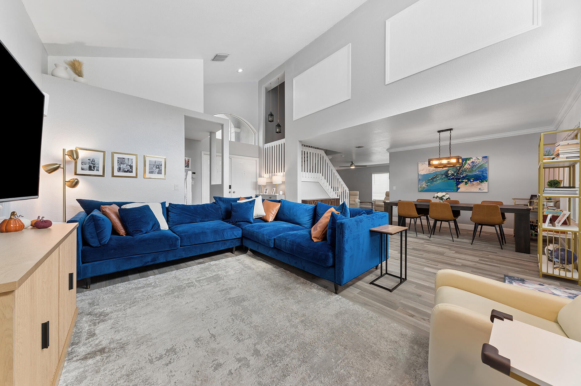 4176 Torres Circle