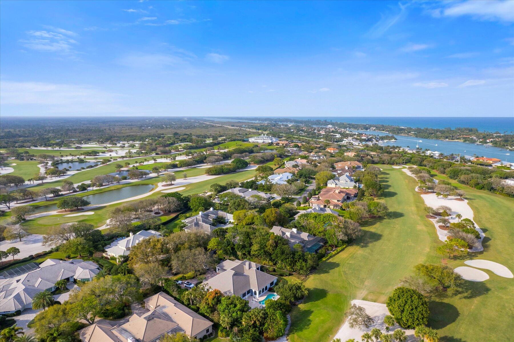 JUPITER HILLS VILLAGE - Residential