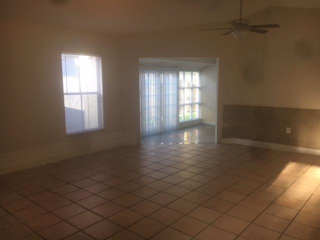 APPLE CREEK 133-8 B POR T - Residential Lease