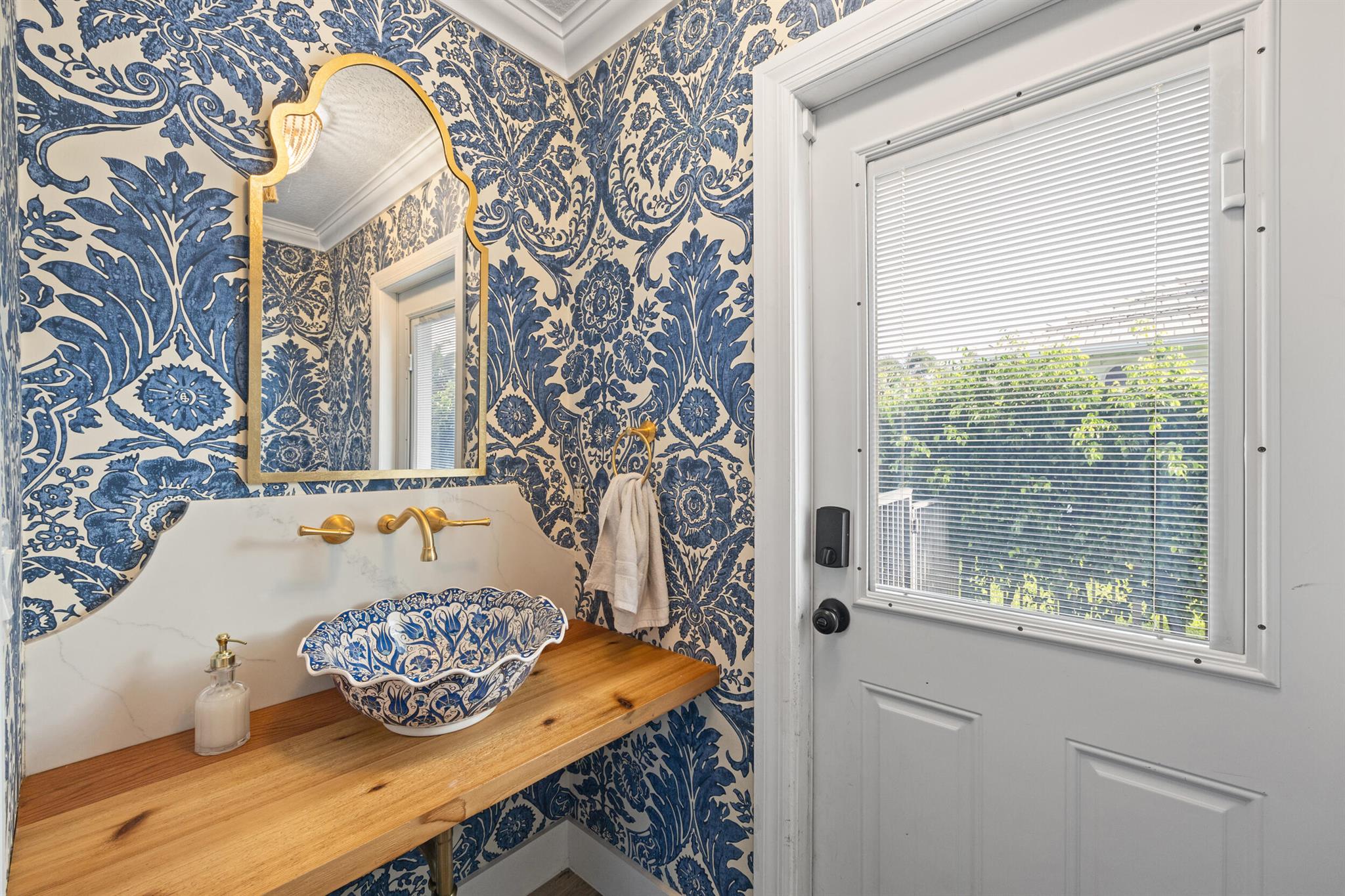 RIVER RIDGE - Residential