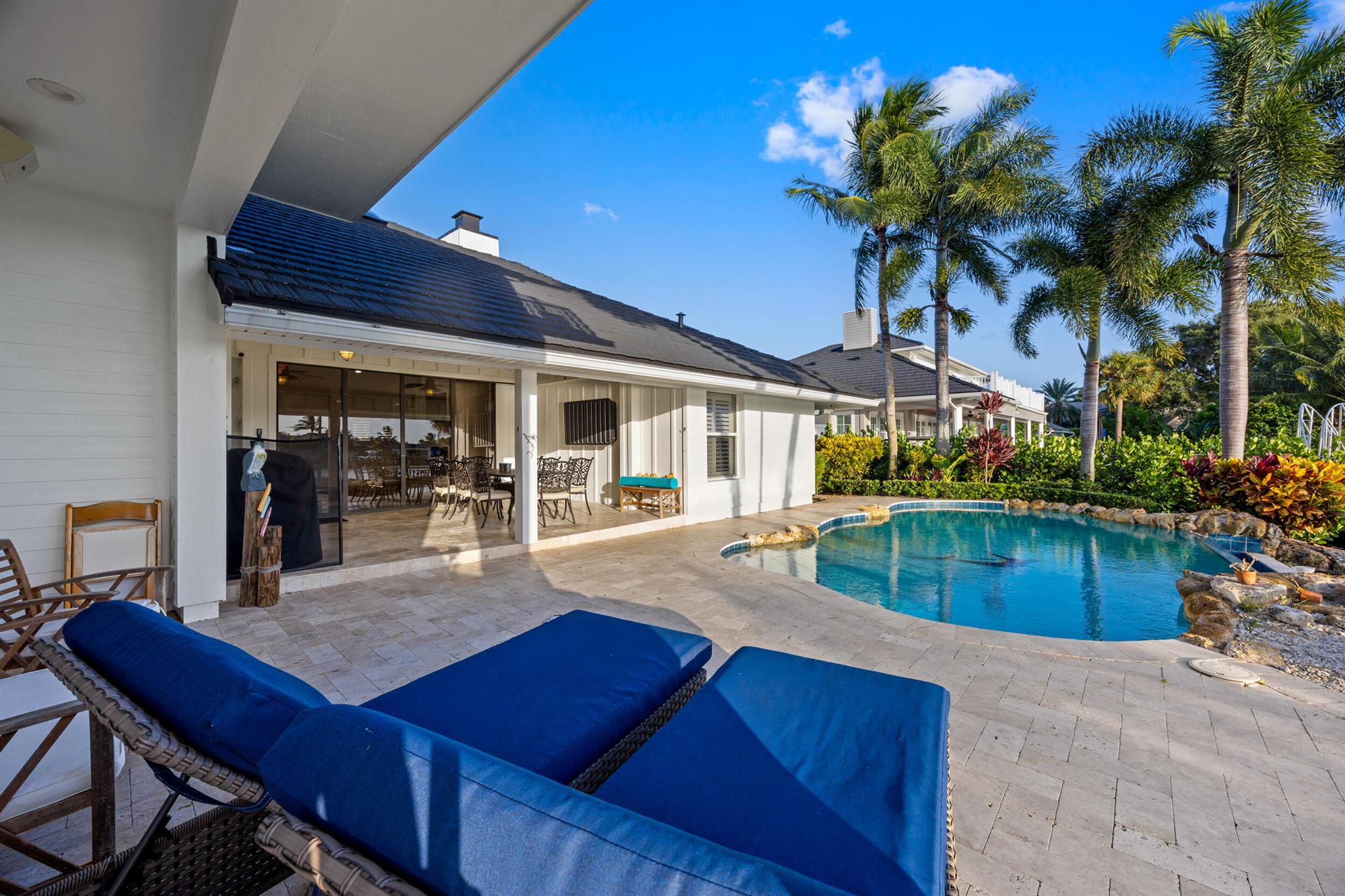 RIVER RIDGE - Residential