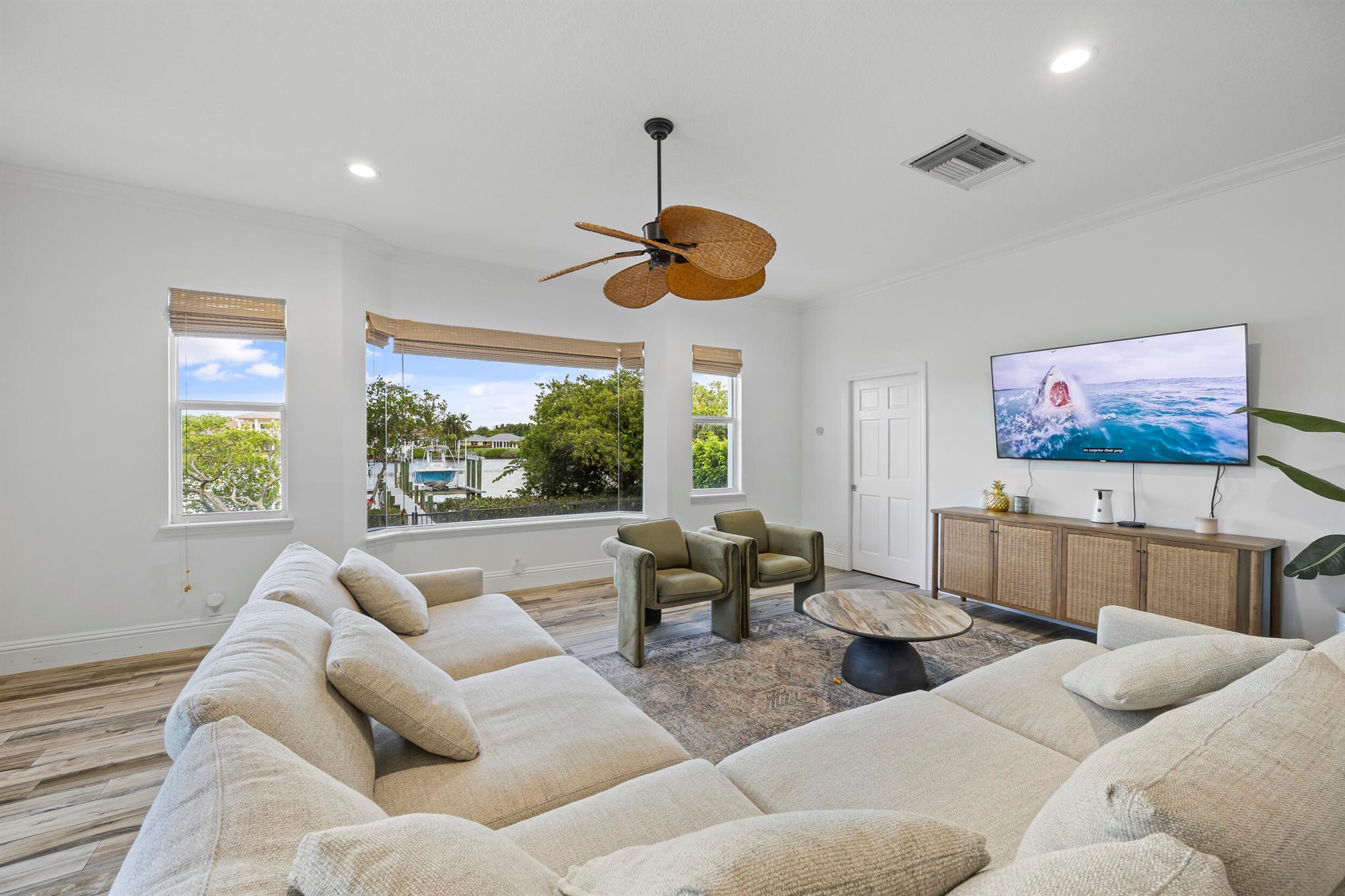 RIVER RIDGE - Residential