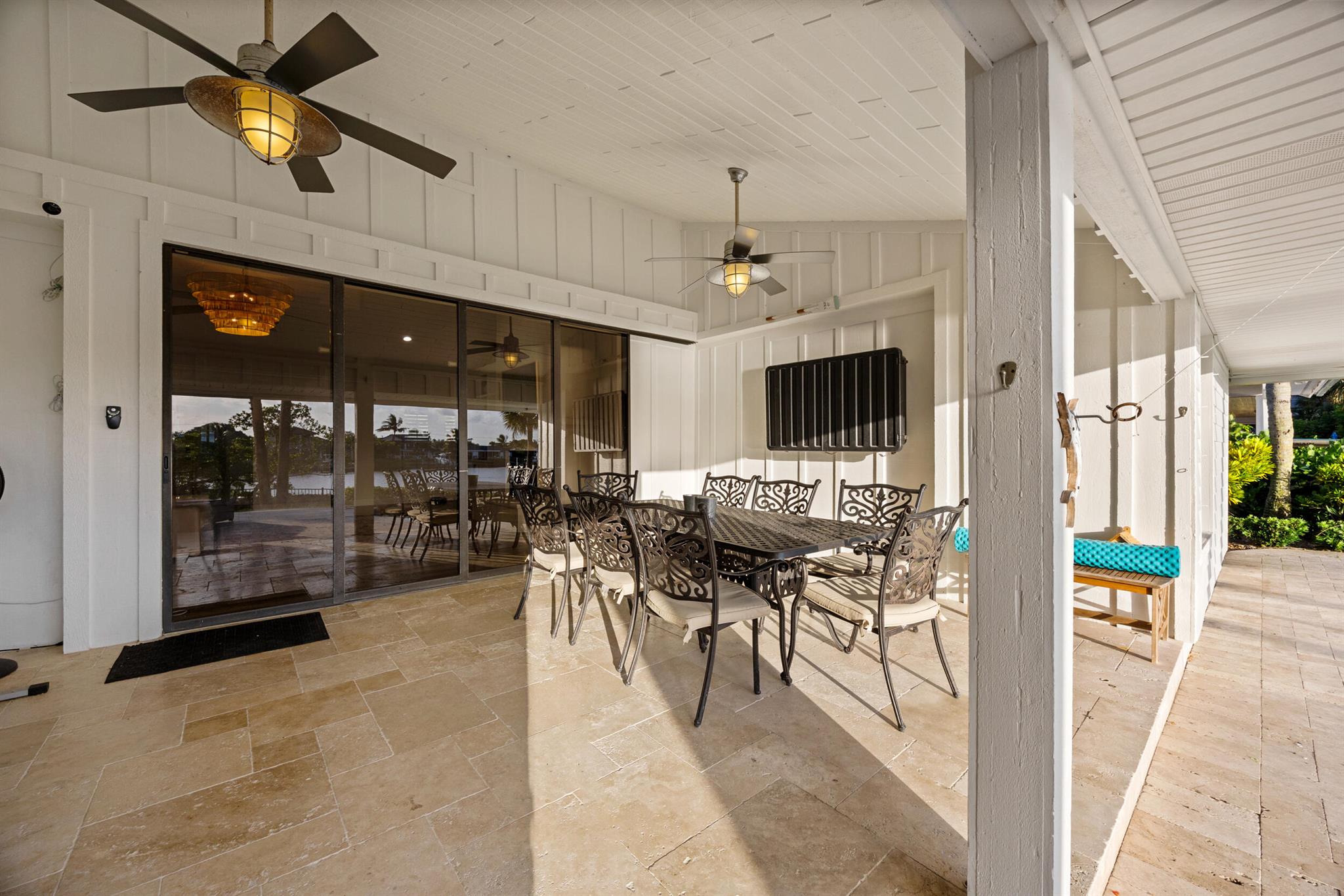 RIVER RIDGE - Residential