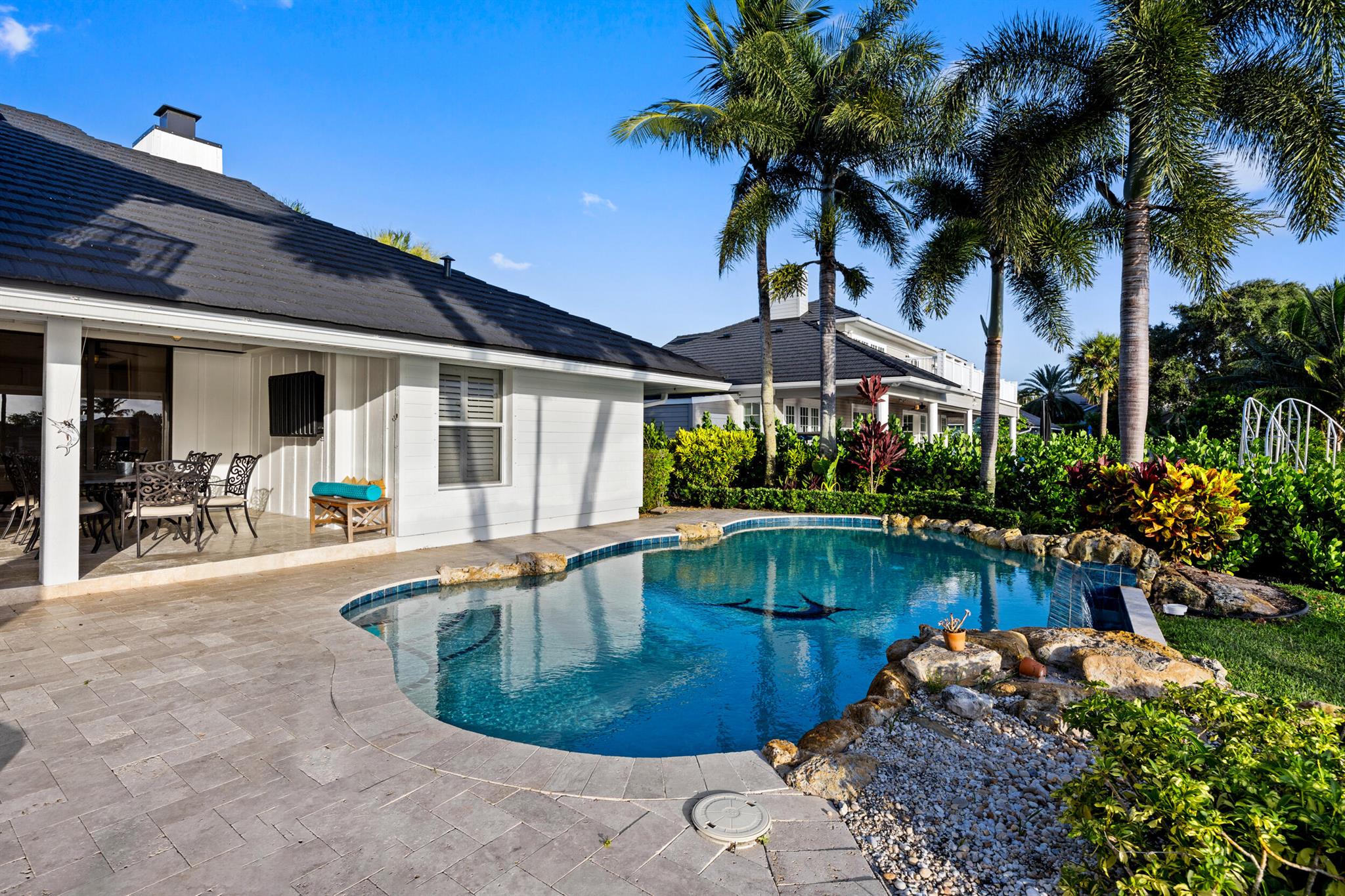 RIVER RIDGE - Residential