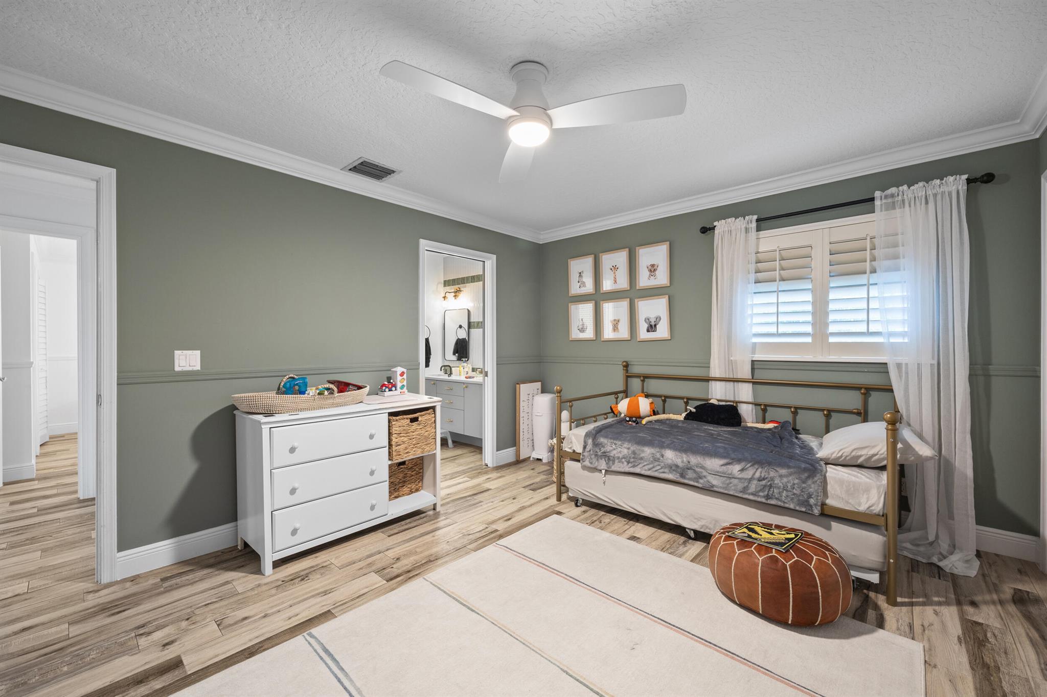 RIVER RIDGE - Residential