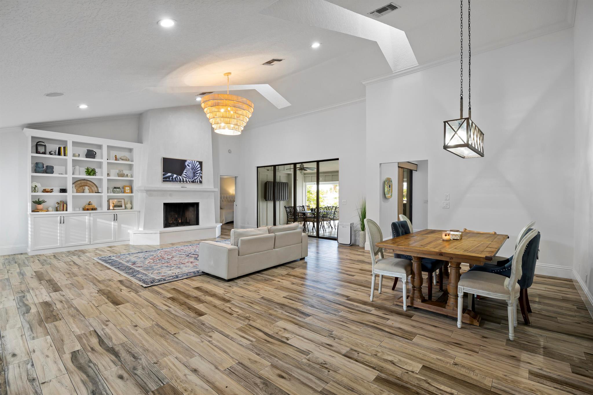 RIVER RIDGE - Residential