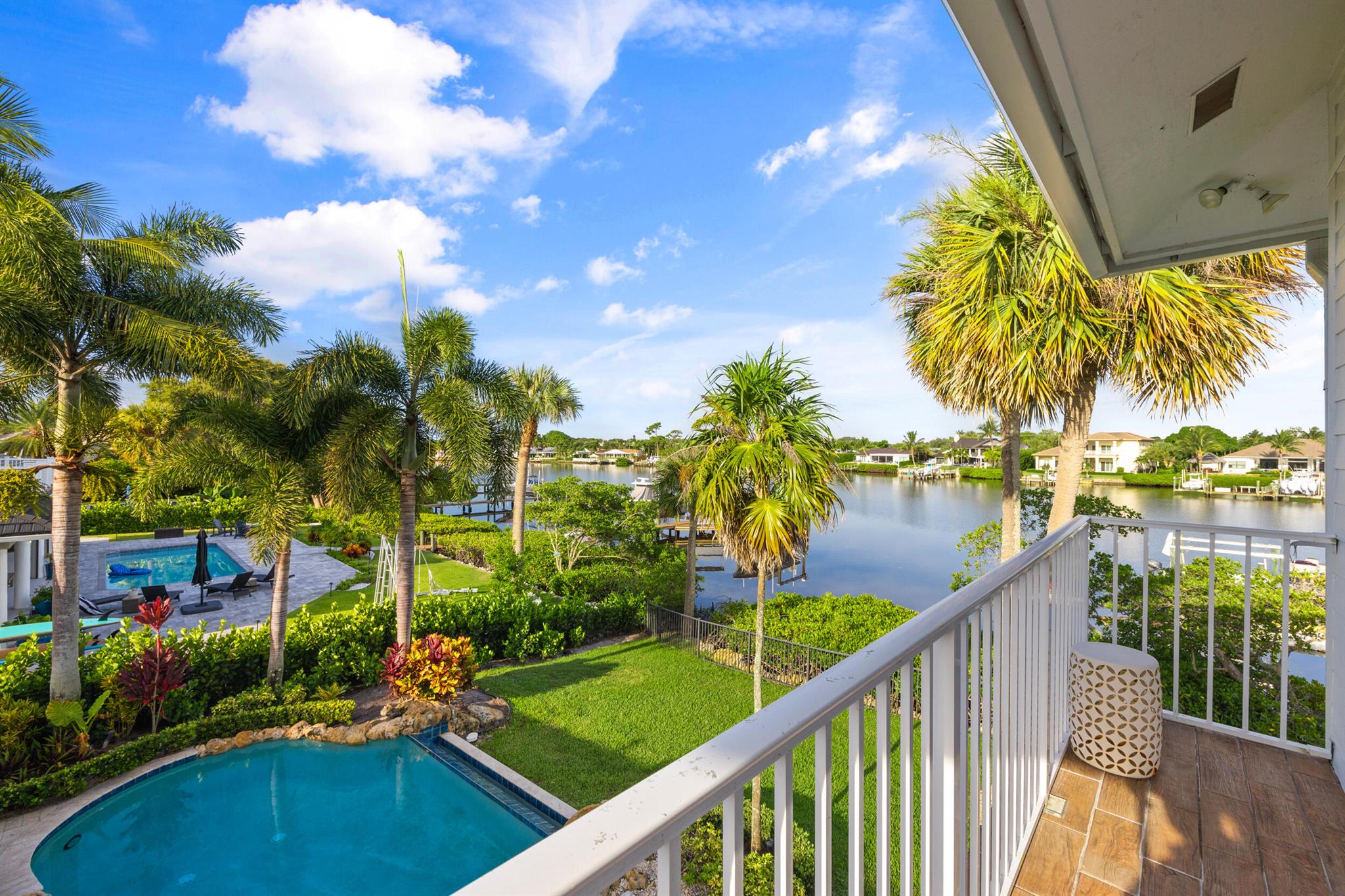 RIVER RIDGE - Residential