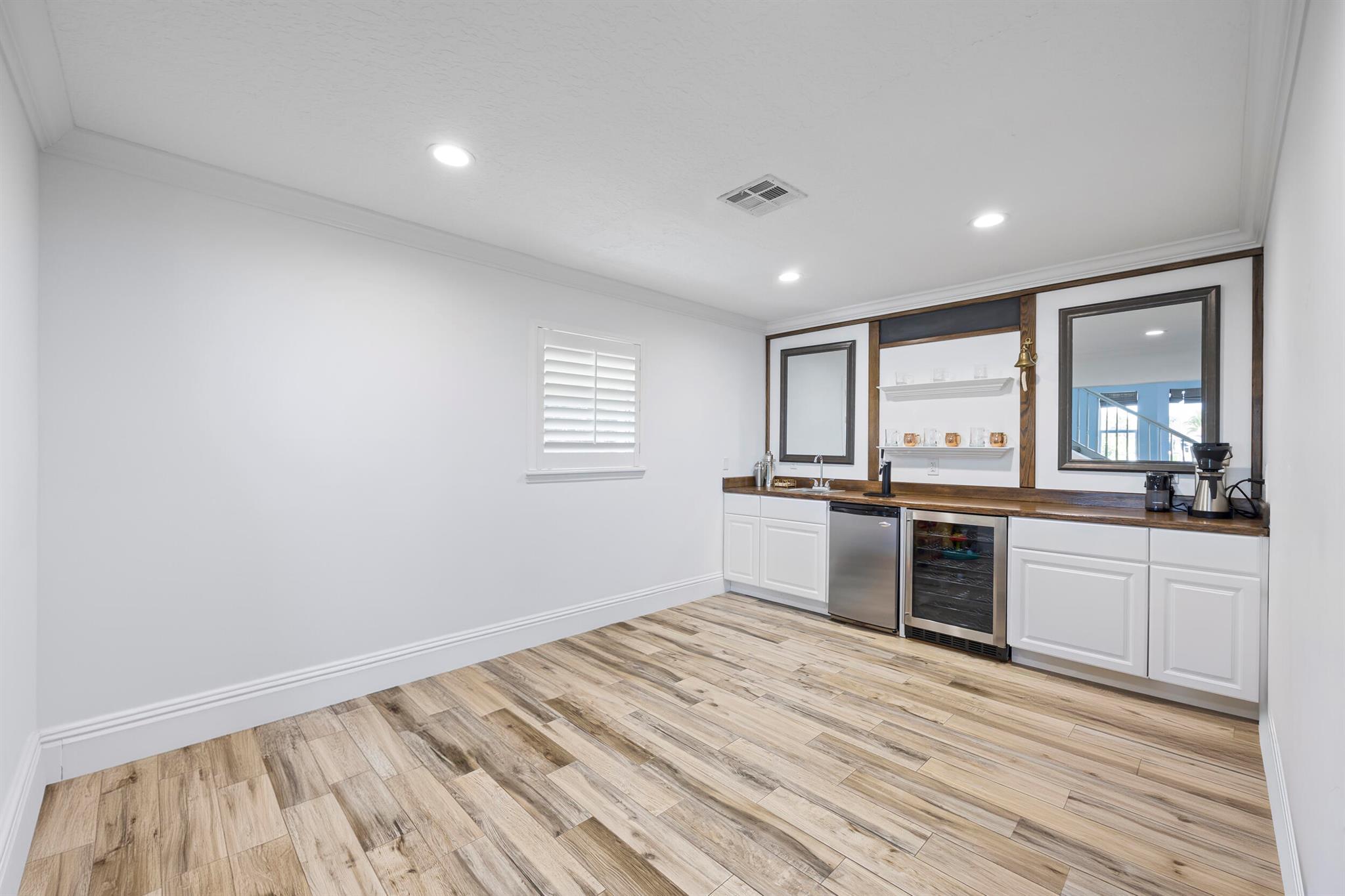 RIVER RIDGE - Residential