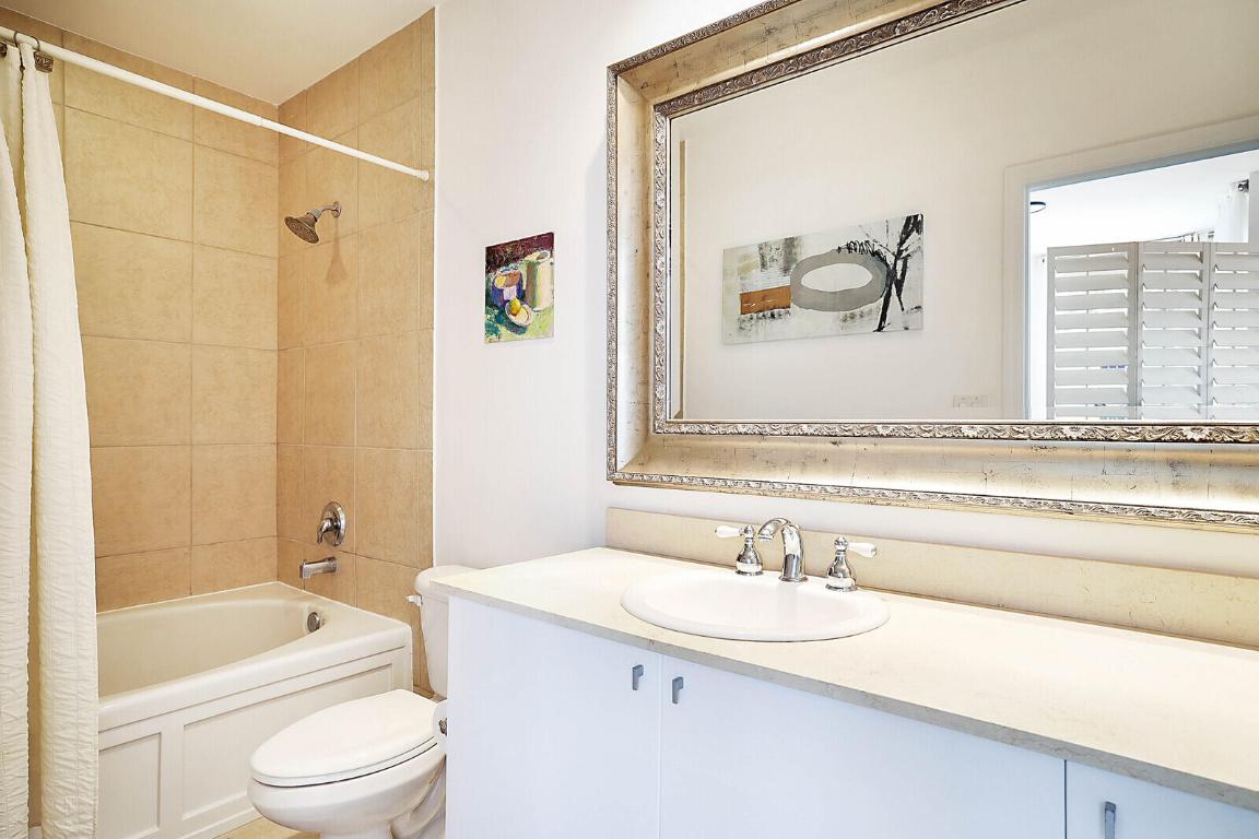 VILLA LOFTS CONDO - Residential