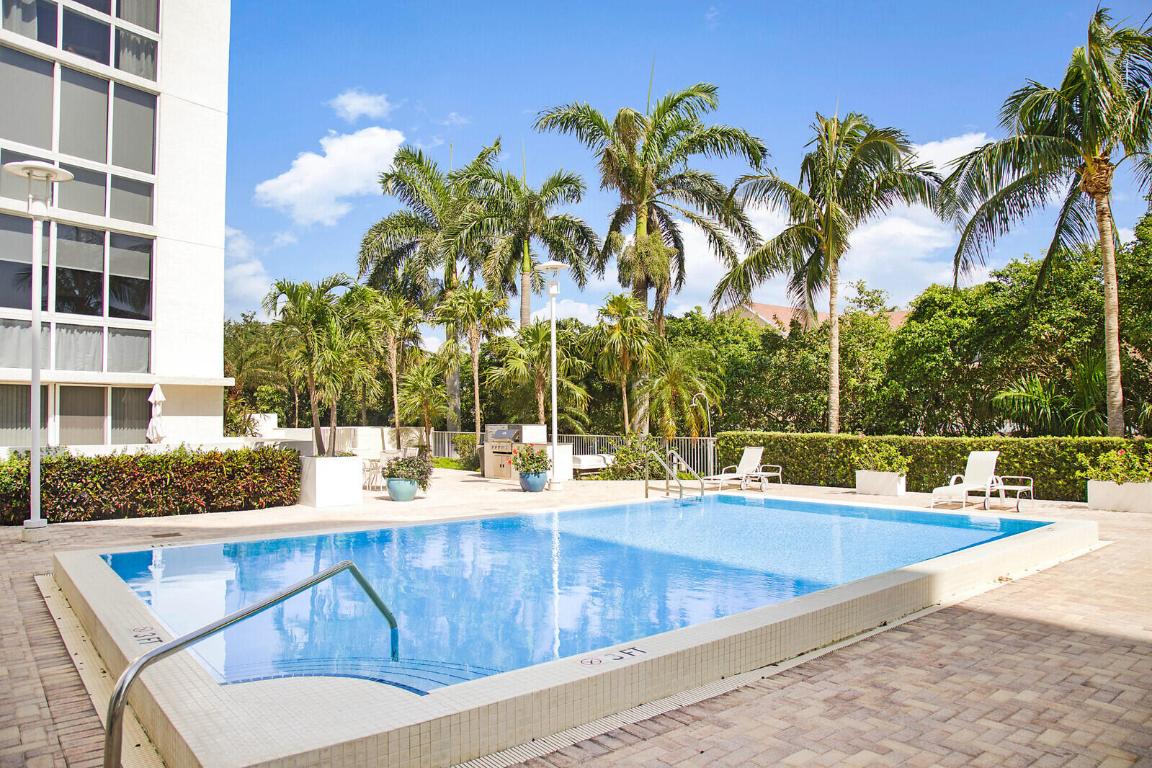 VILLA LOFTS CONDO - Residential