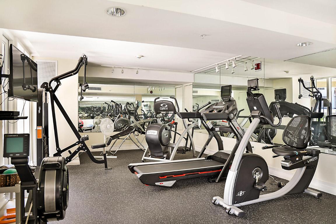 VILLA LOFTS CONDO - Residential