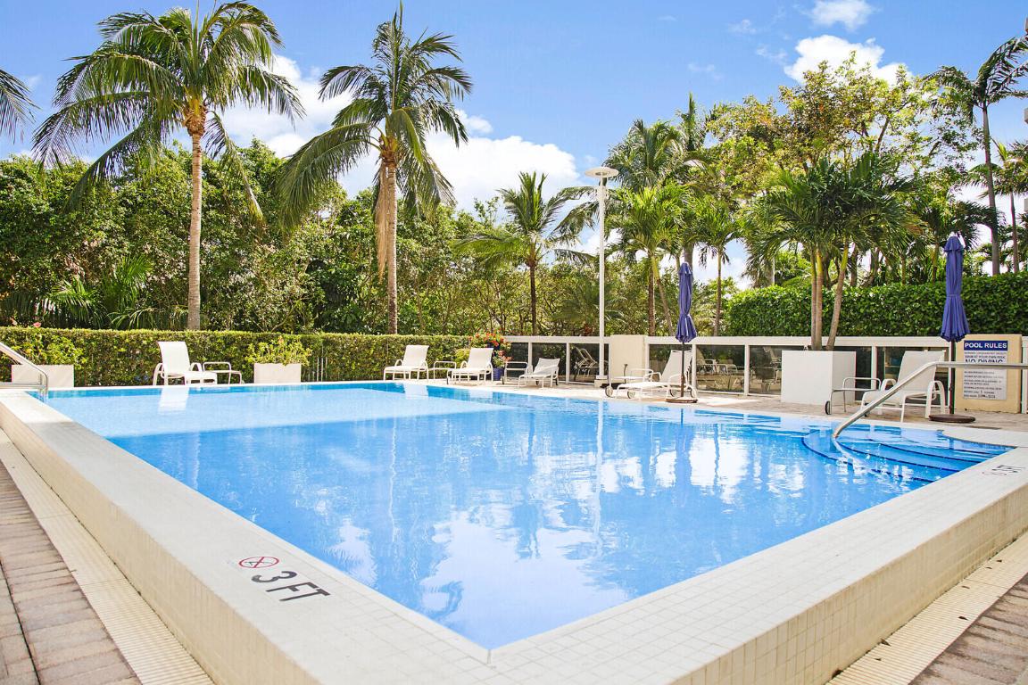 VILLA LOFTS CONDO - Residential