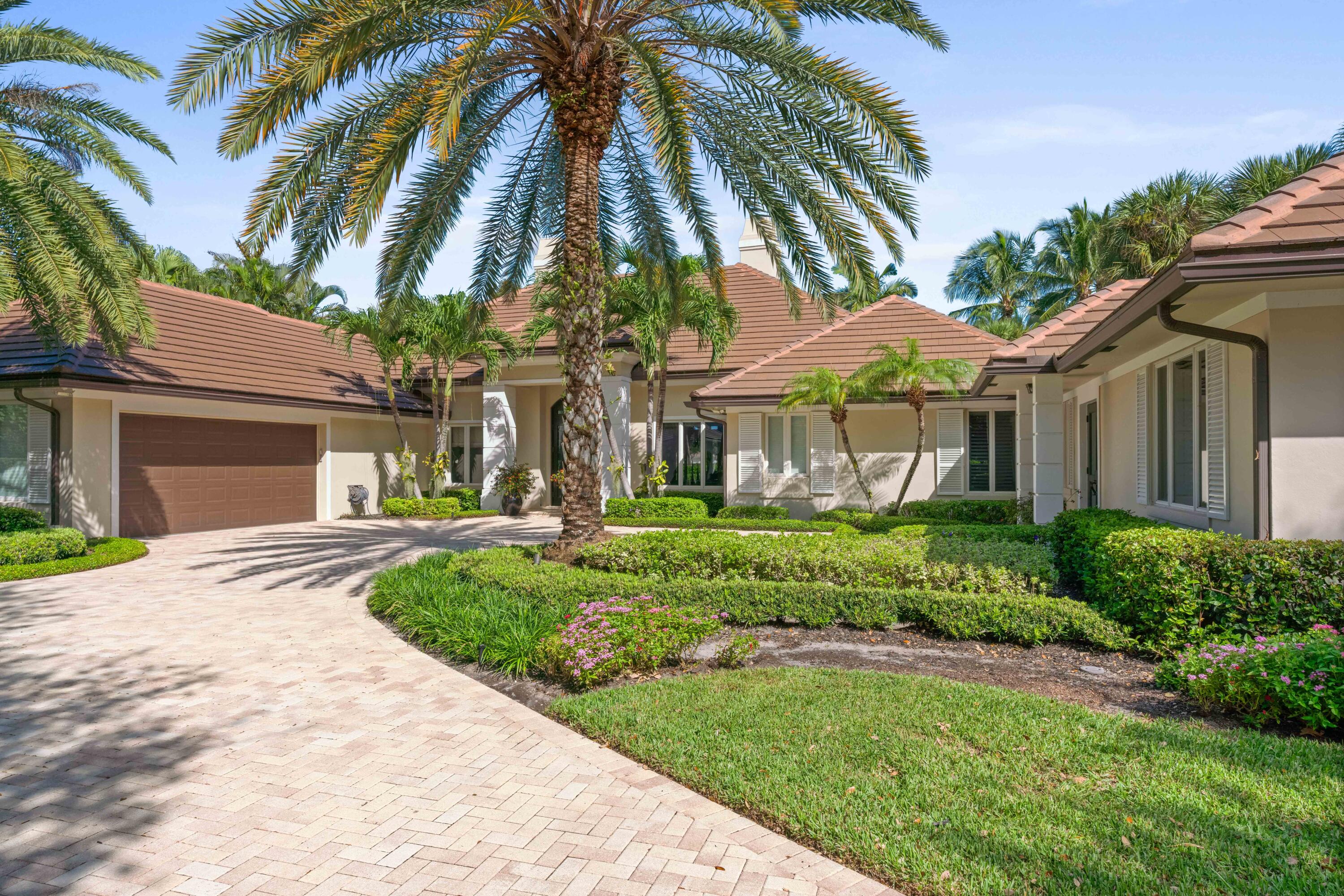 Admirals Cove - Residential