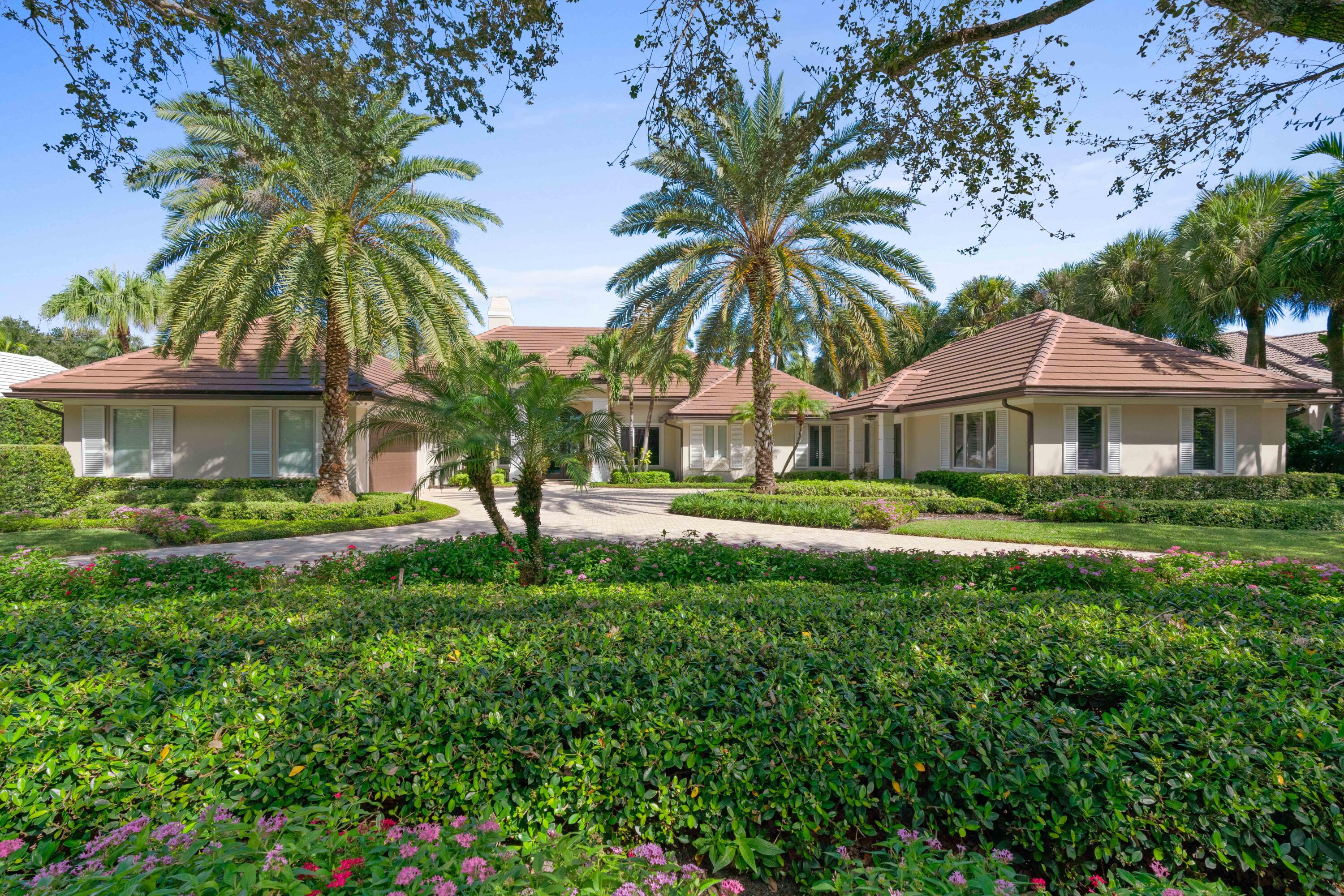 Admirals Cove - Residential