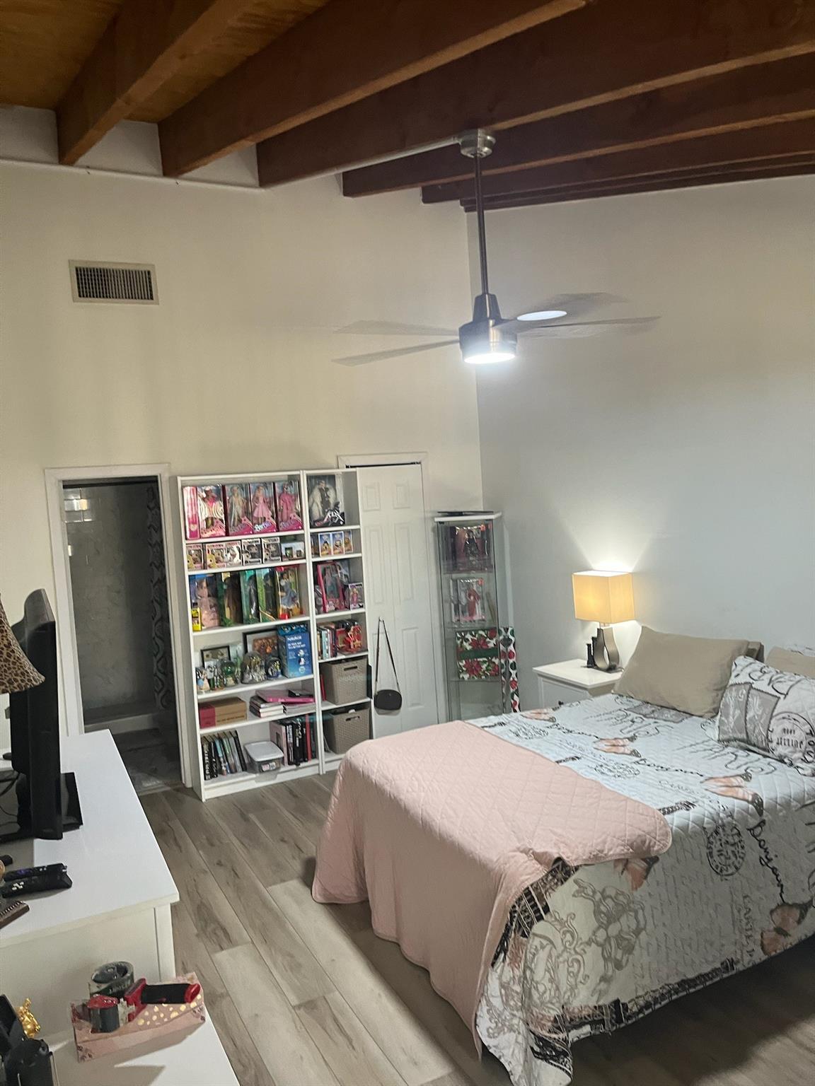 Pembroke Lakes - Residential