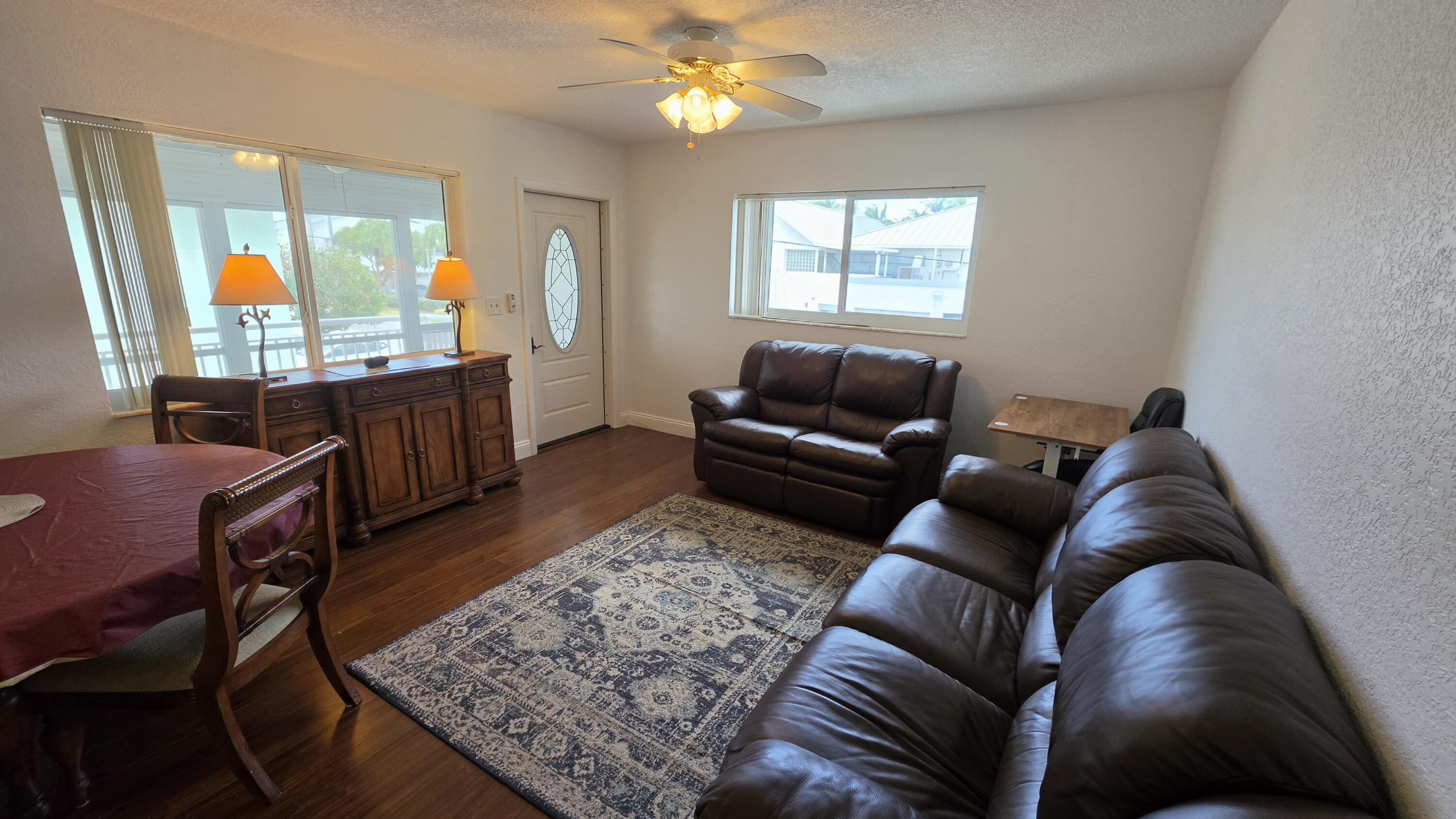 2100 NE 38th Street 219