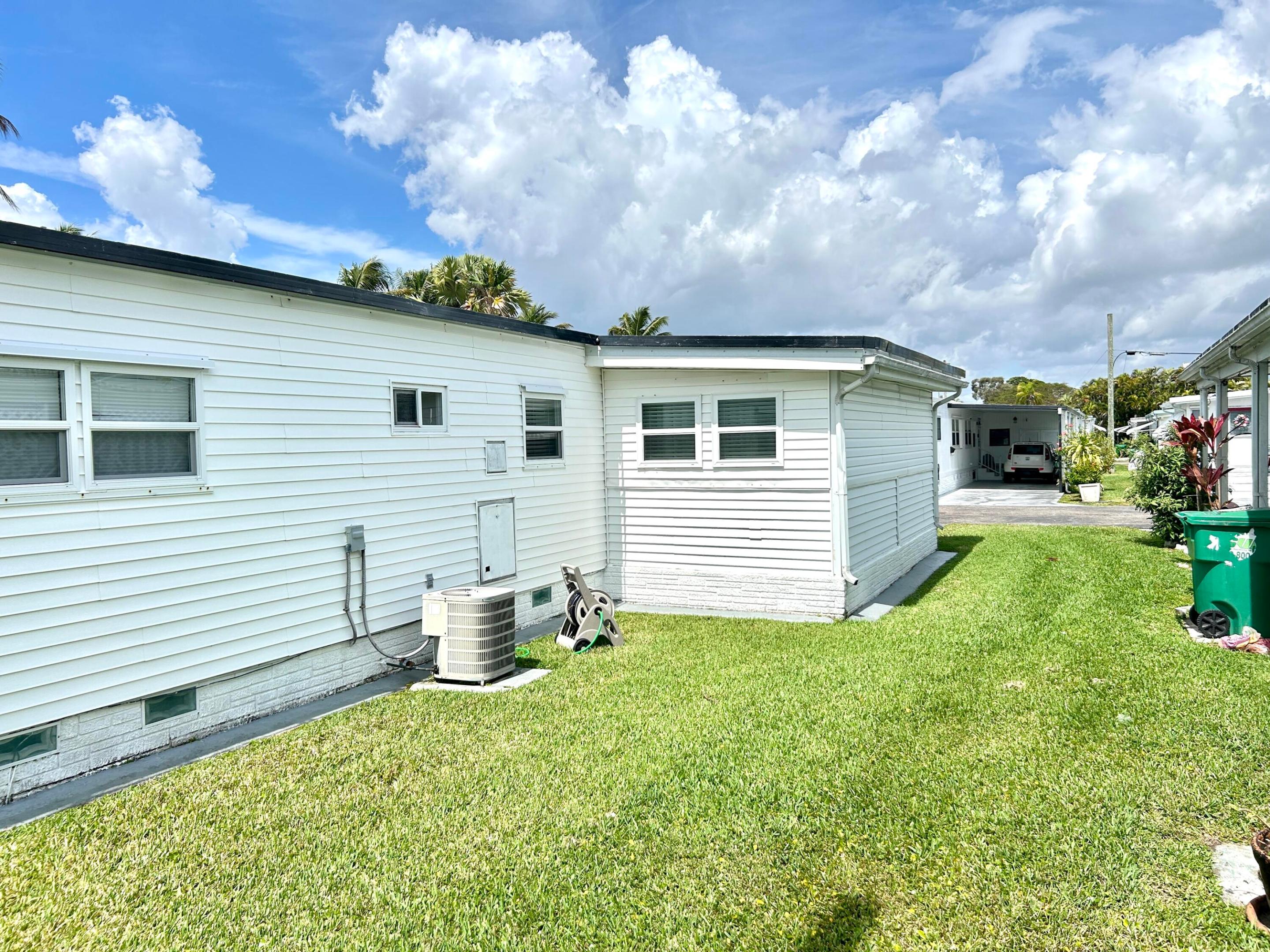 Orangebrook Harbor - Residential