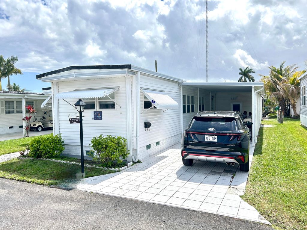 Photo of 3240 State, Hollywood, FL 33021 (MLS # B26001182)