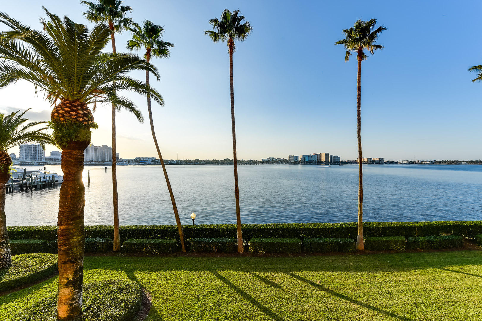 L'ERMITAGE PALM BEACH CONDO - Residential