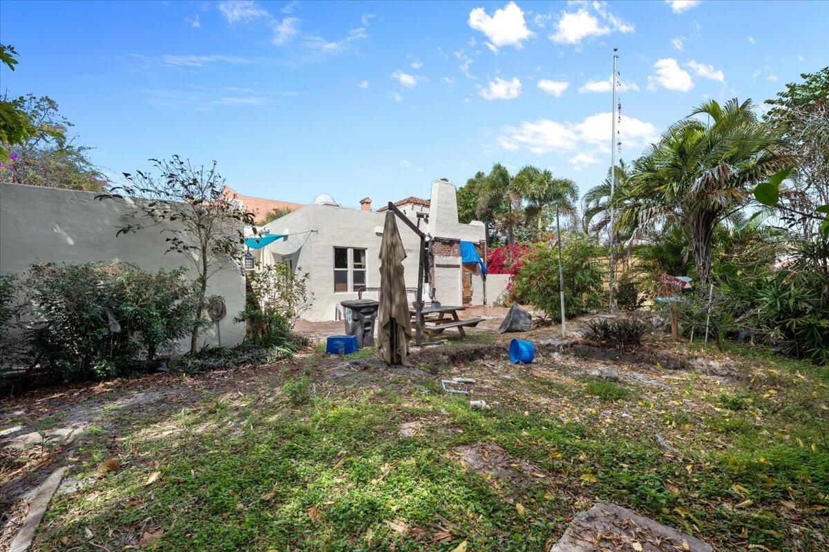 LAKEWOOD WEST - Residential