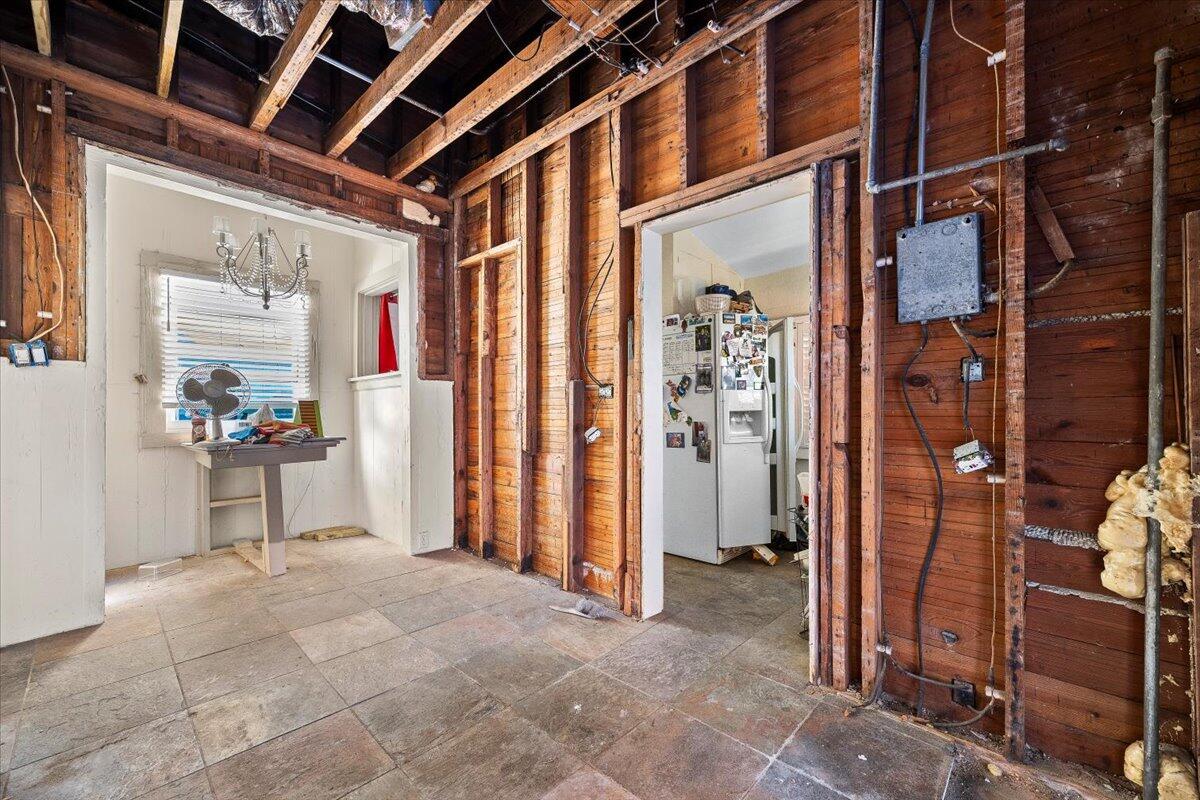 LAKEWOOD WEST - Residential