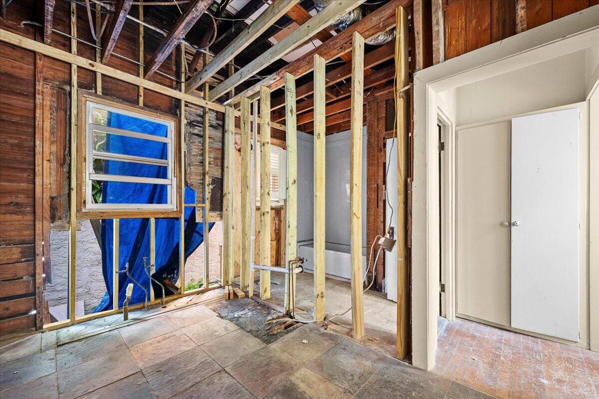 LAKEWOOD WEST - Residential