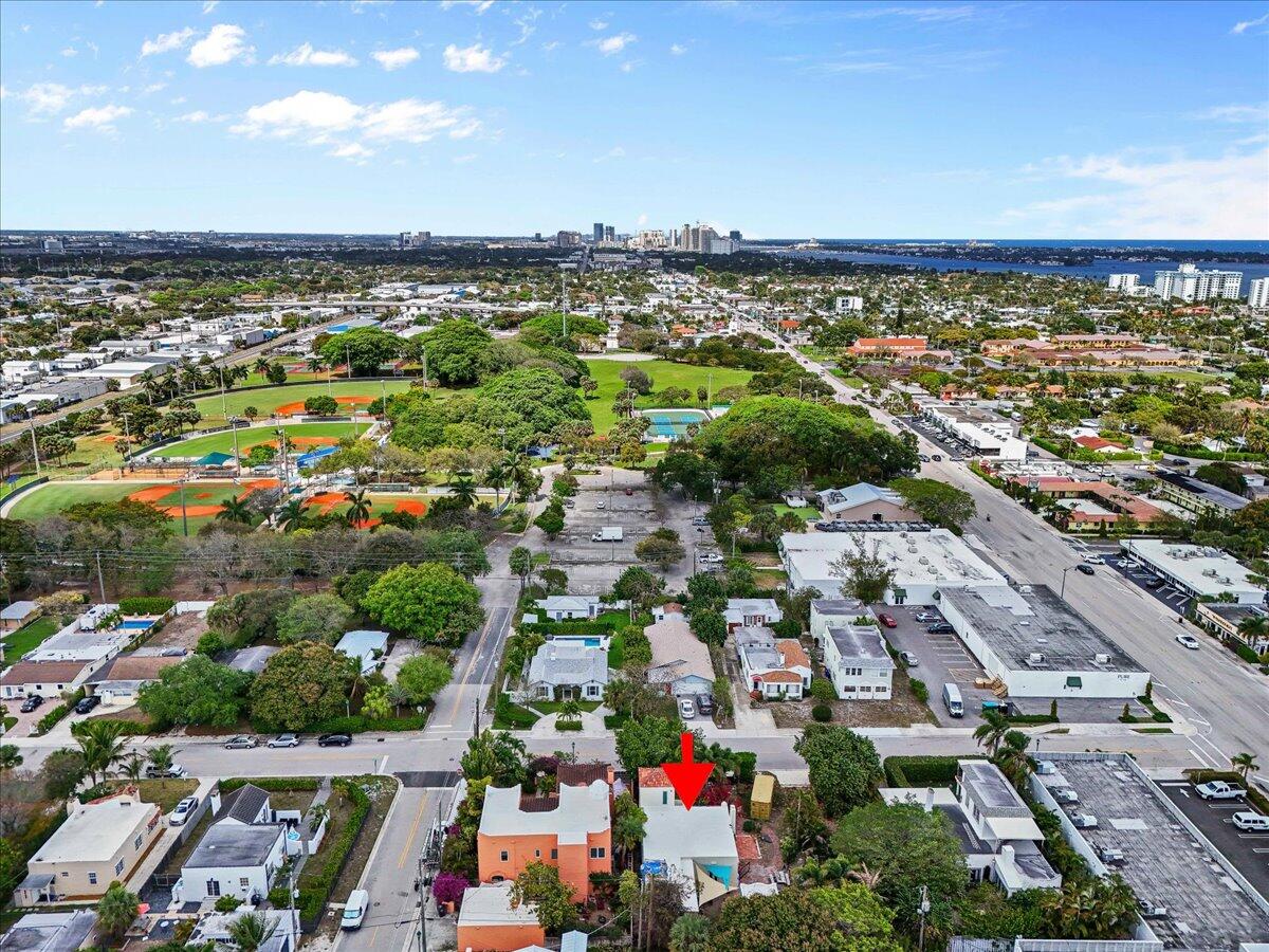 LAKEWOOD WEST - Residential