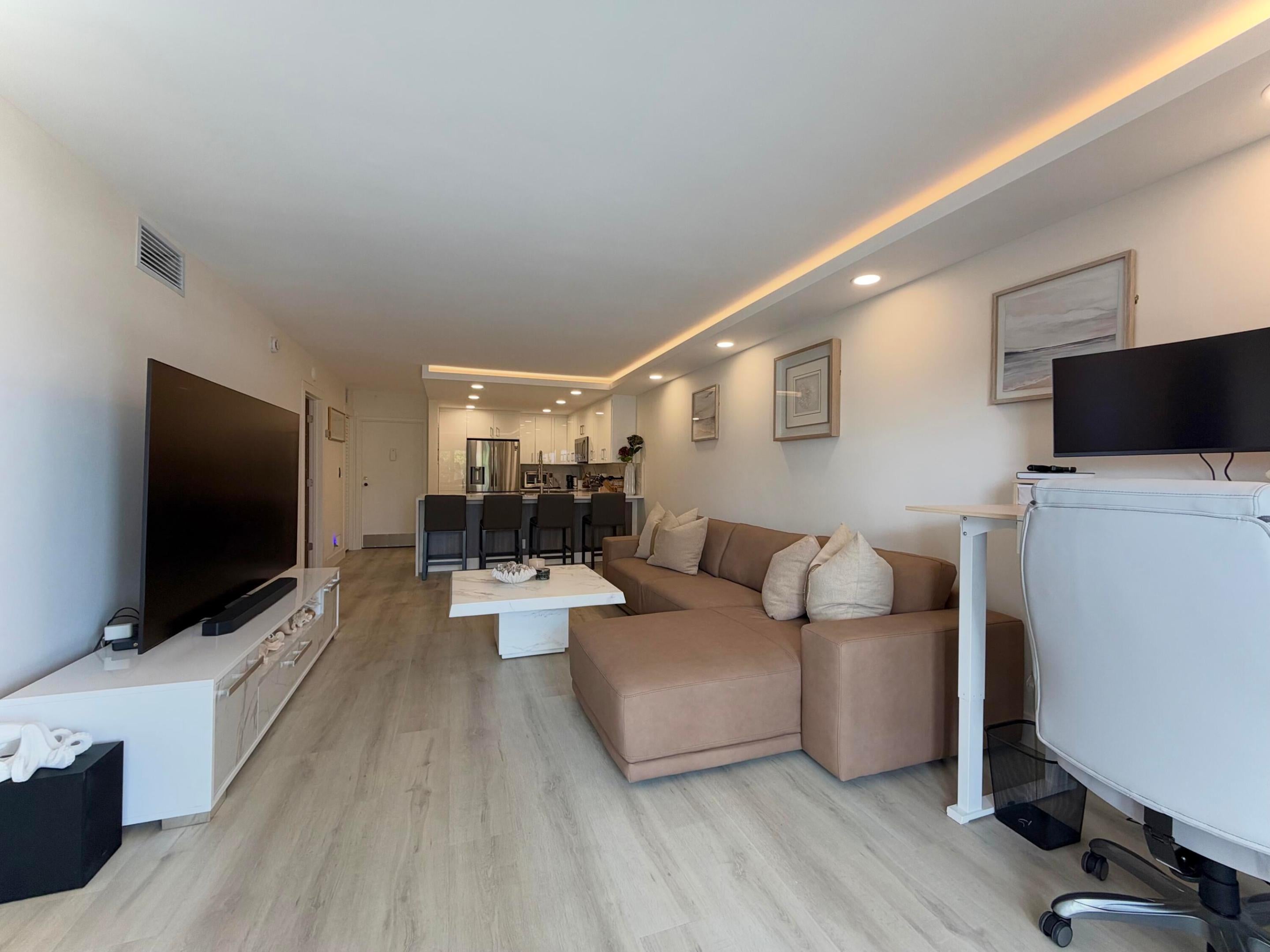 1500 S OCEAN Boulevard 307