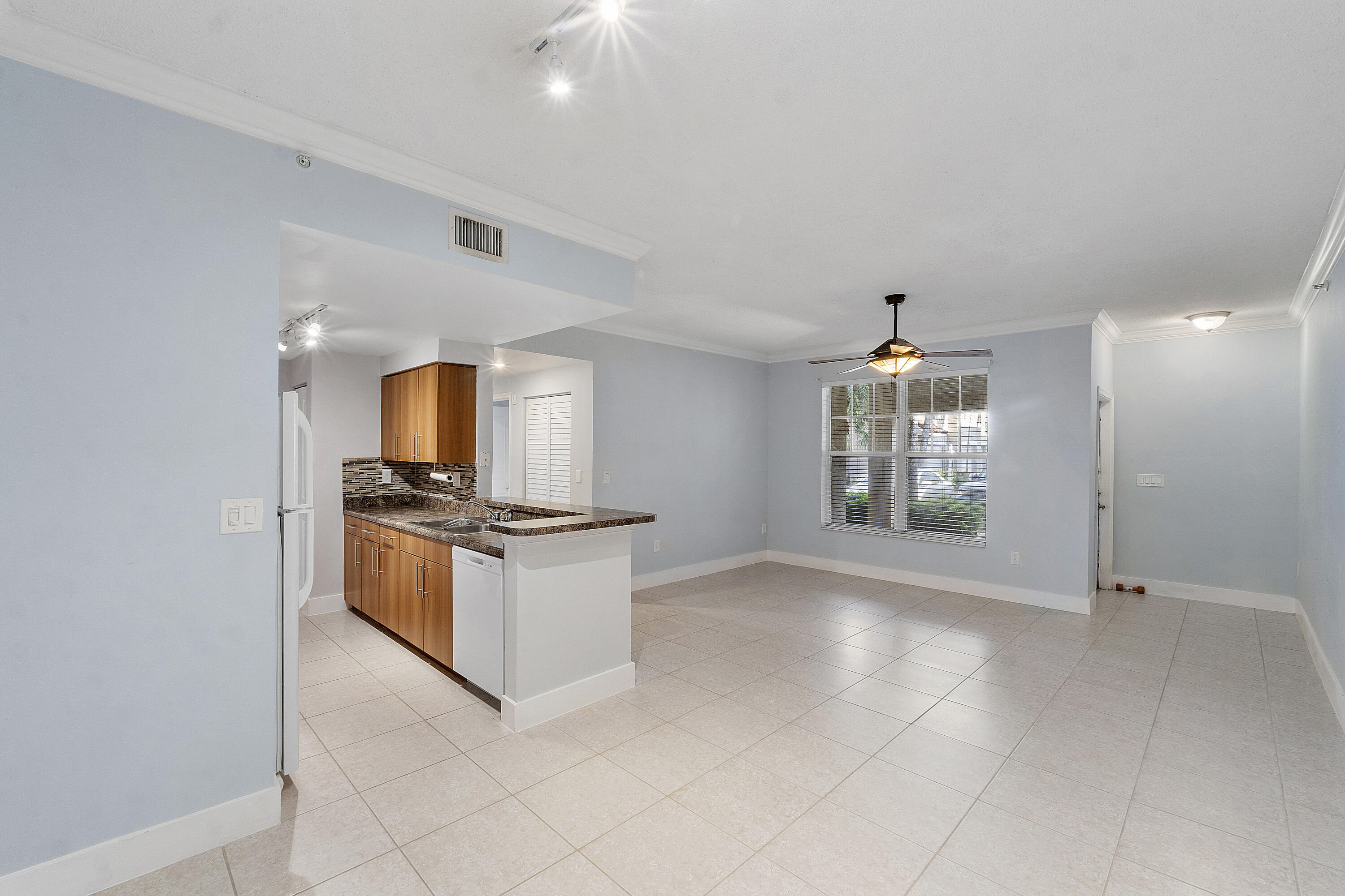 5980 W Sample Road 104