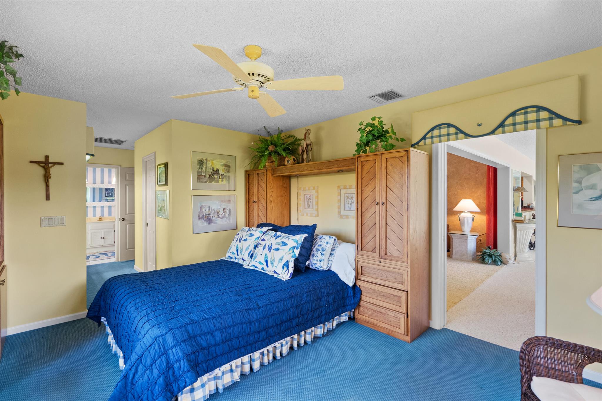 MARINER SANDS COUNTRY CLUB - Residential