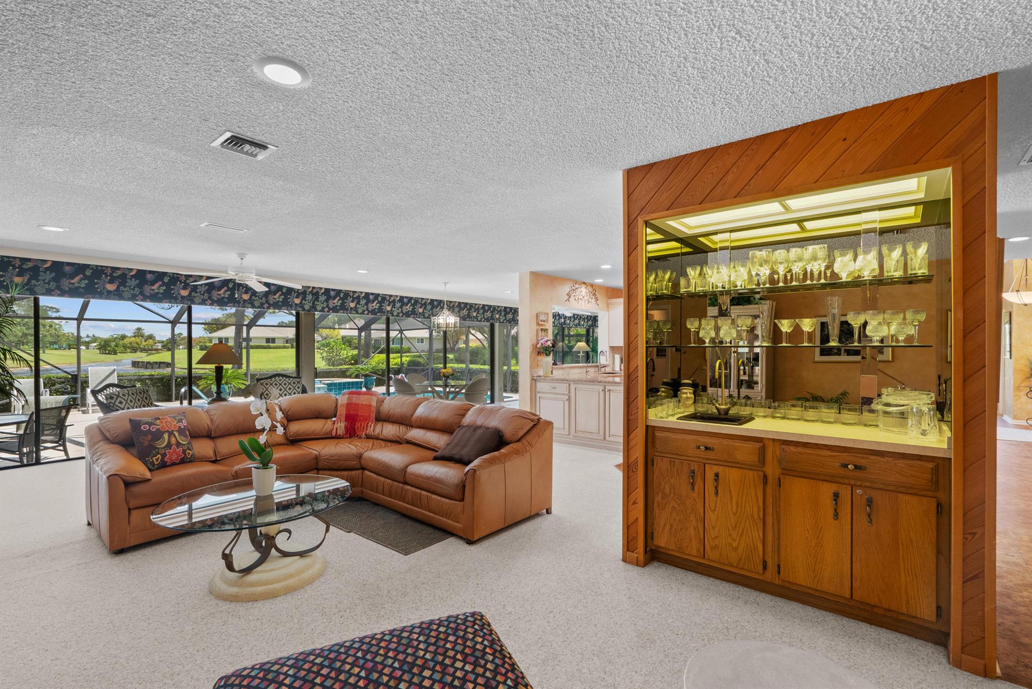 MARINER SANDS COUNTRY CLUB - Residential