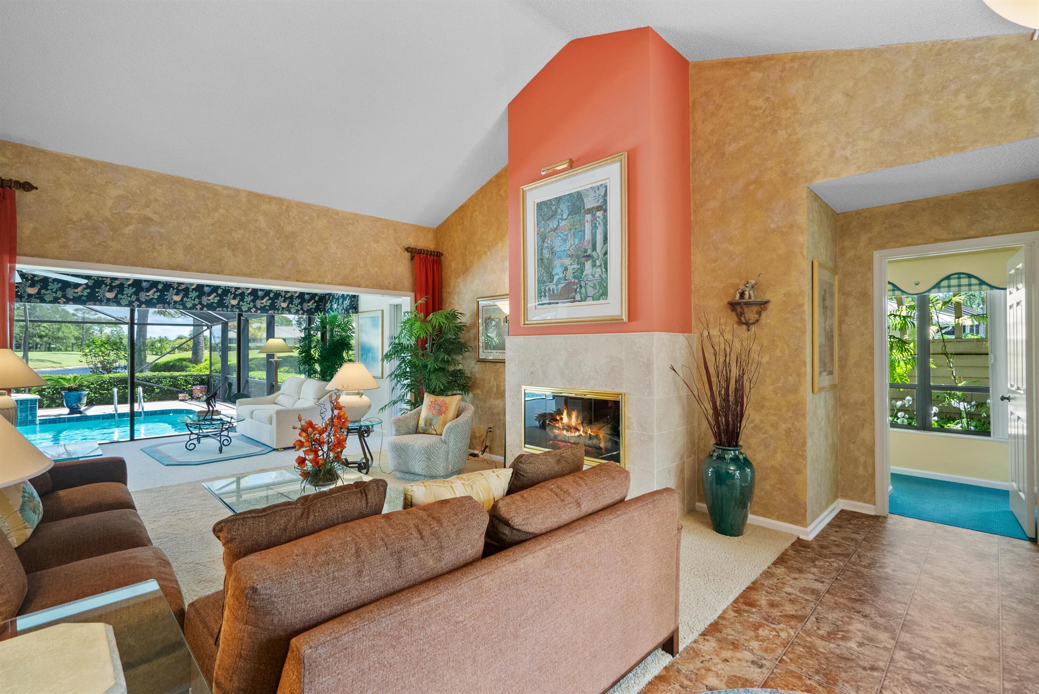 MARINER SANDS COUNTRY CLUB - Residential