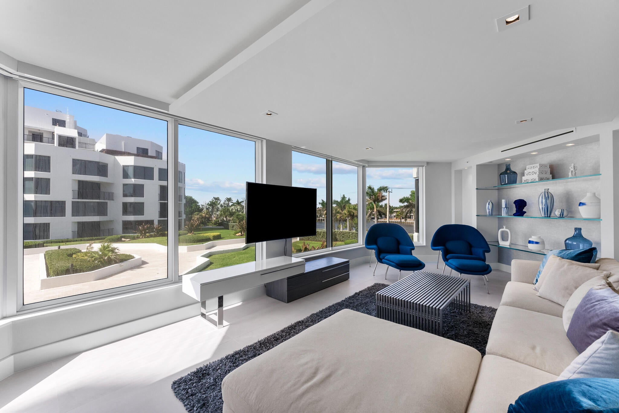 2565 S Ocean Boulevard 101N