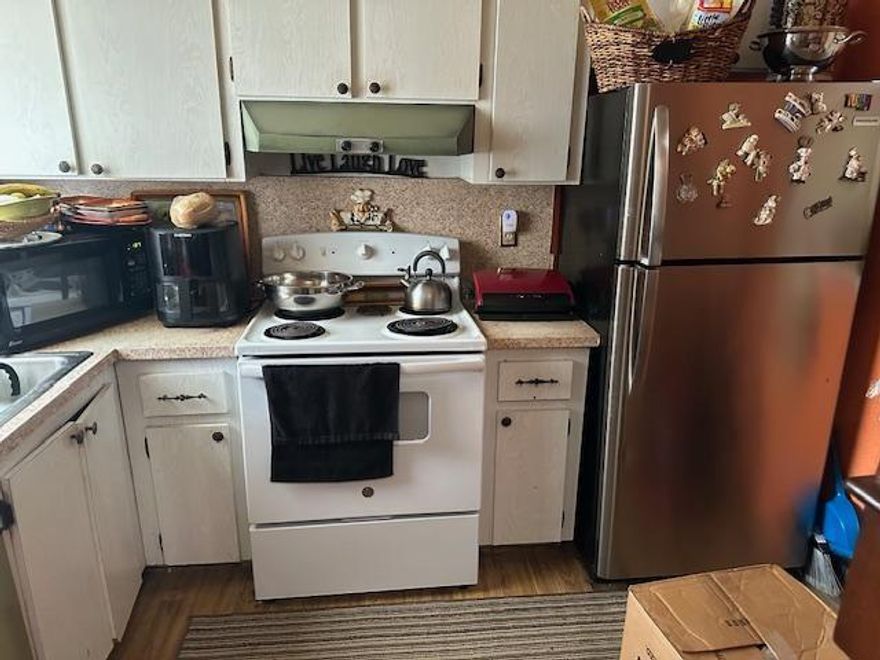 OWNER STATES THIS BUILDING IS ALL AGES. LARGE UNIT WITH UPGRADED BATHROOM.  COMPLEX IS CONVENIENTLY LOCATED NEAR BUS, STORES, RESTAURANTS, AND MUCH MORE. TENANT ON MONTH TO MONTH.