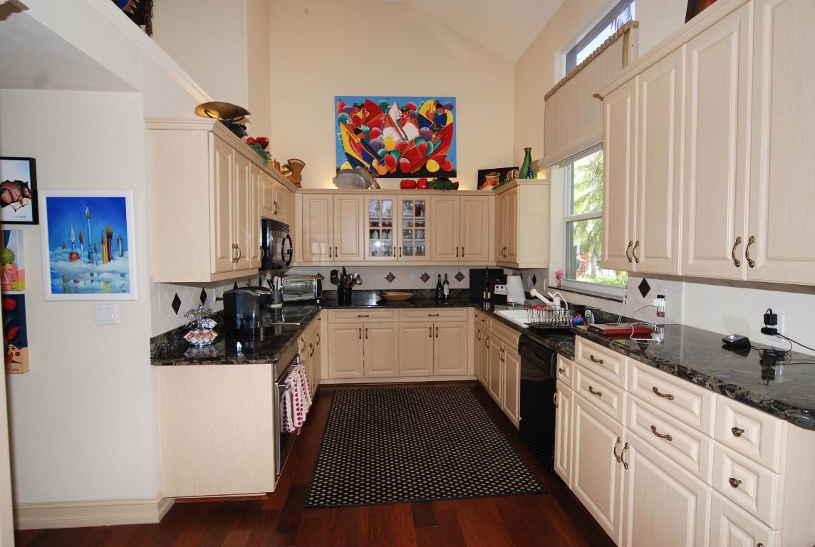 POLO CLUB / WEDGWOOD - Residential Lease