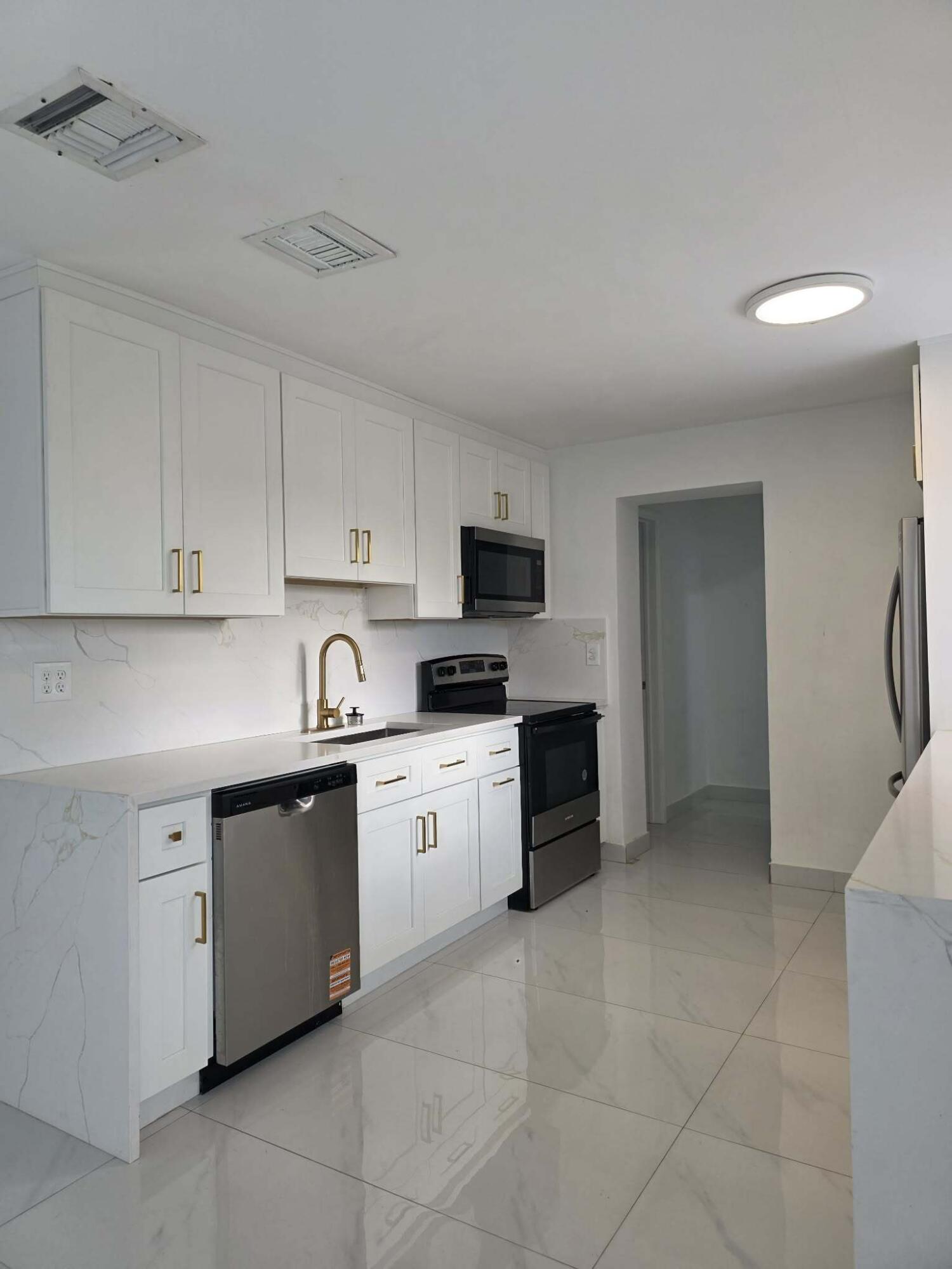 PLAYLAND VILLAGE SEC 2 - Residential Lease