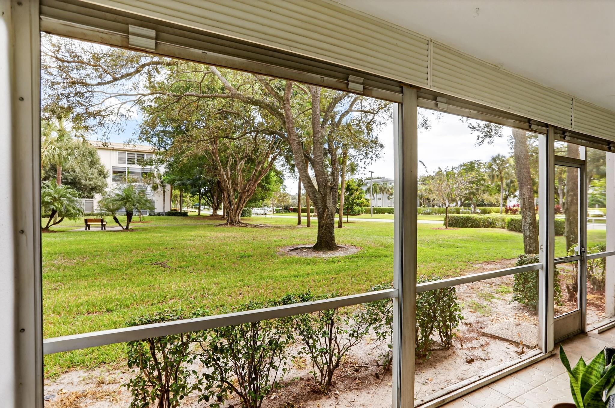 WYNMOOR GOLF VILLAGE - Residential