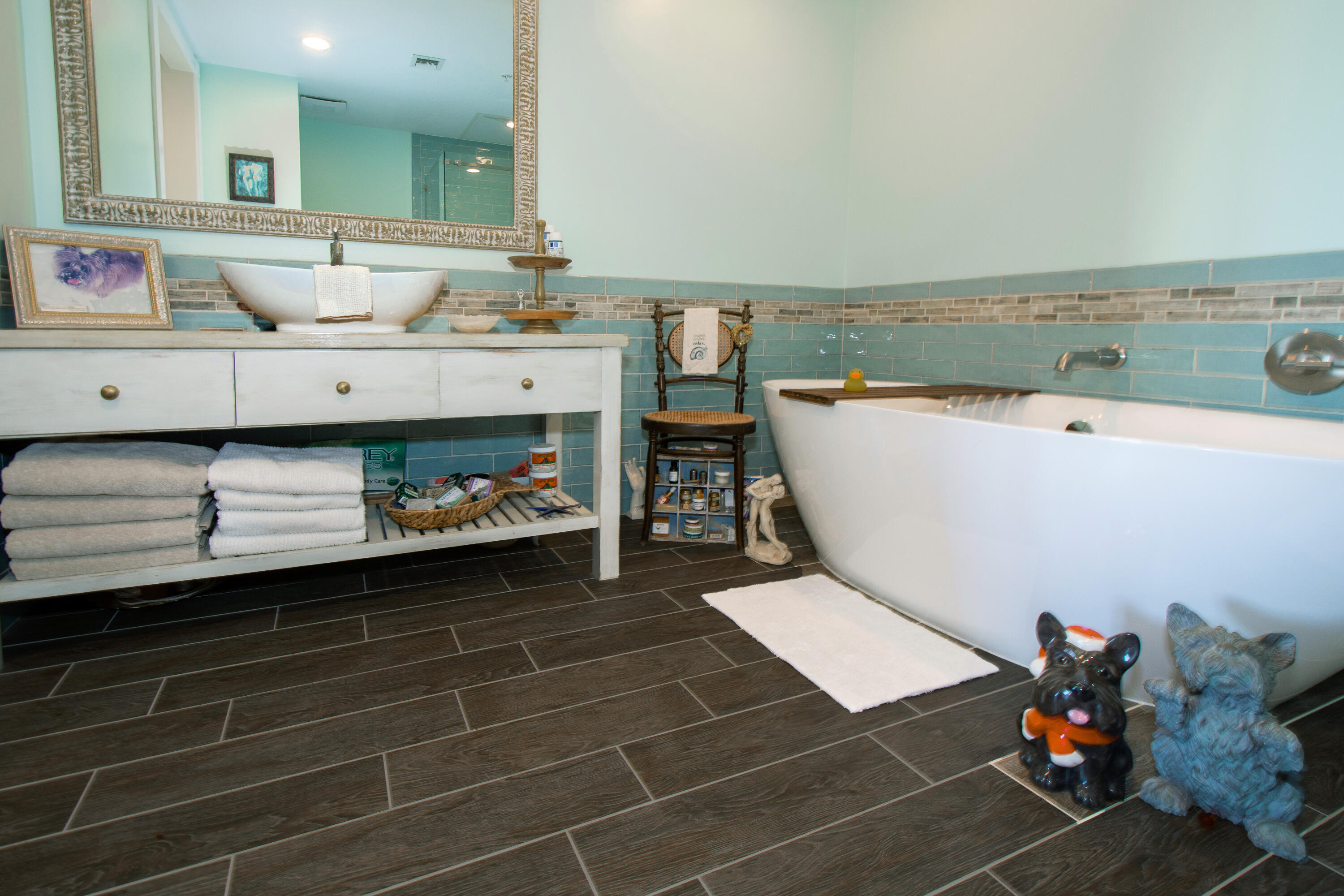 HARBOUR ISLE AT HUTCHINSON ISLAND WEST - Residential