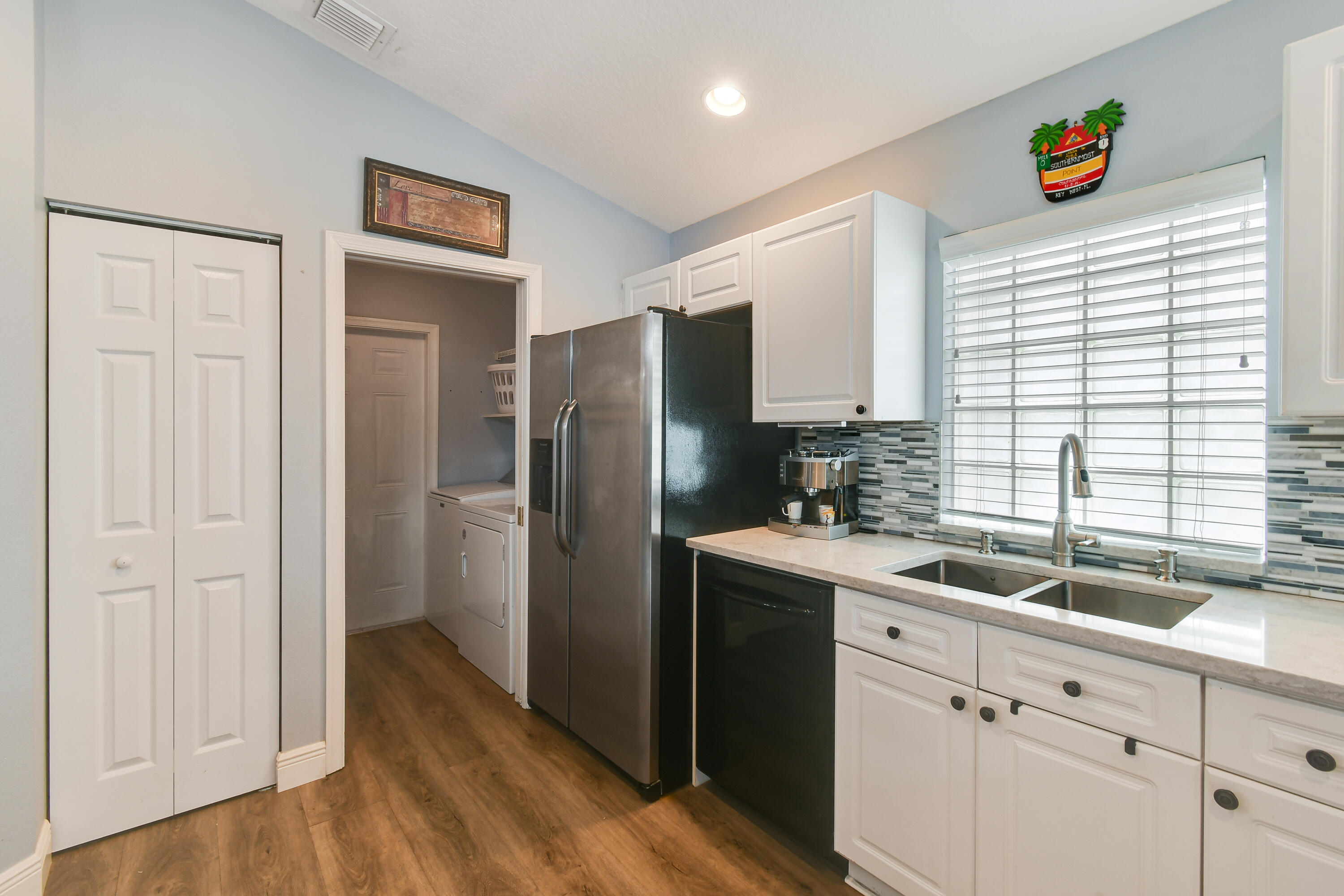 WELLINGTONS EDGE - Residential