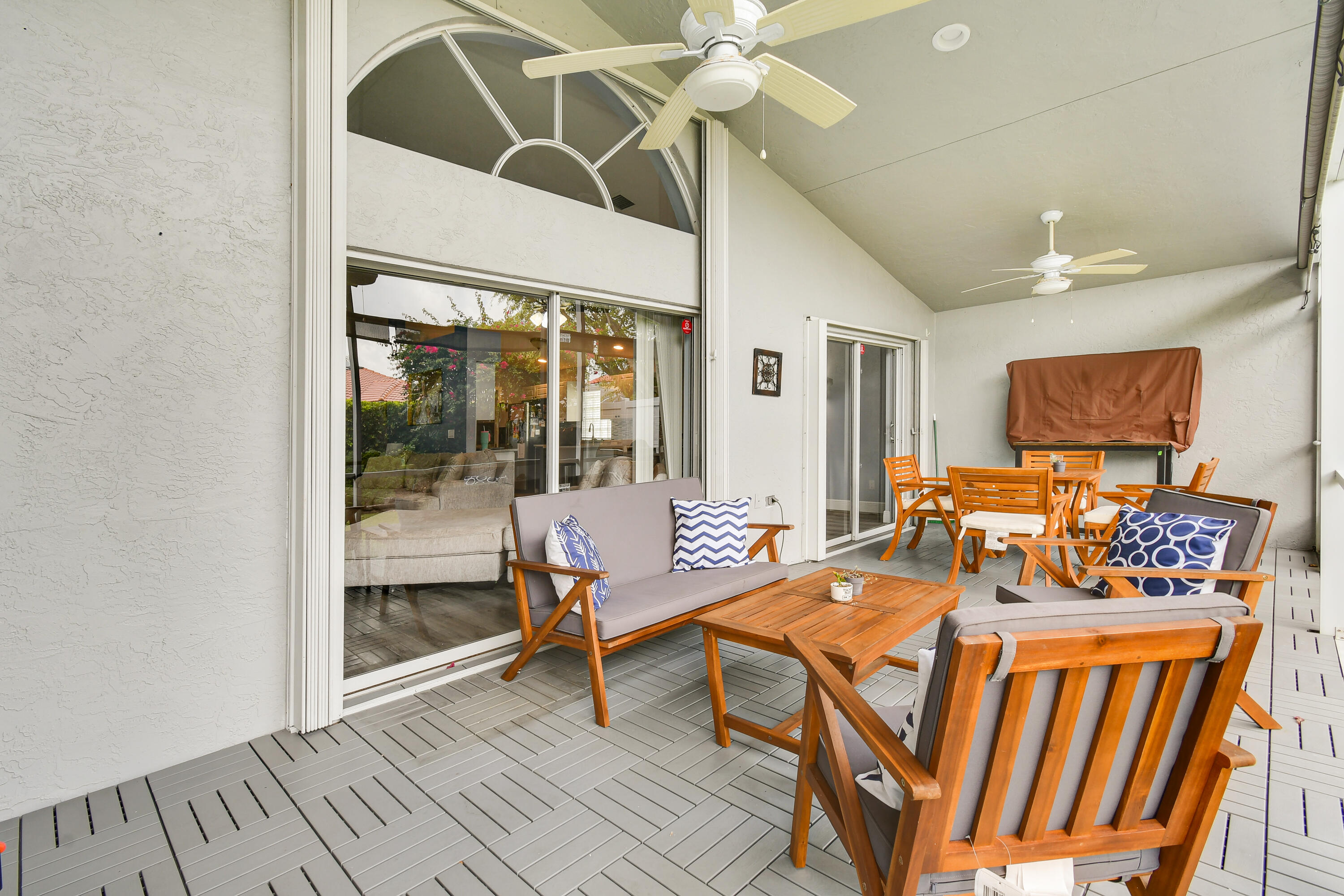 WELLINGTONS EDGE - Residential