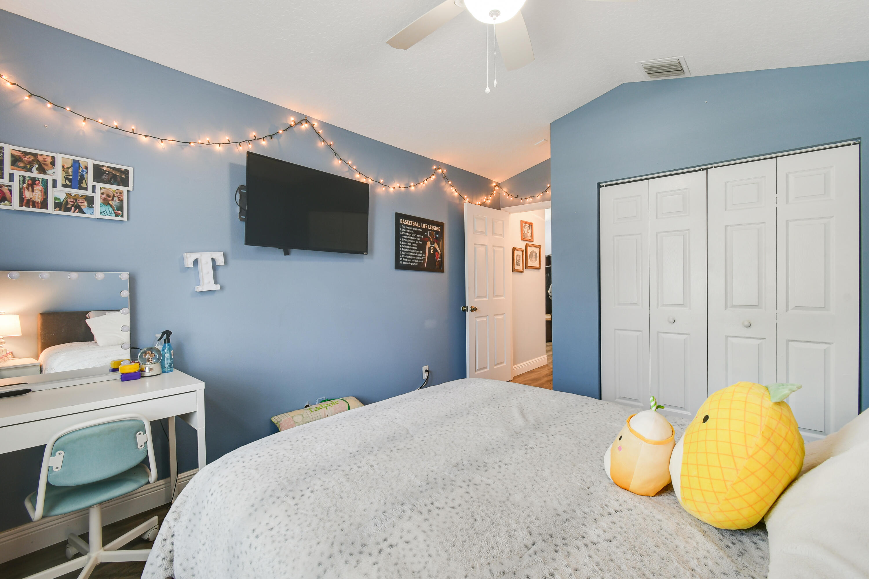 WELLINGTONS EDGE - Residential